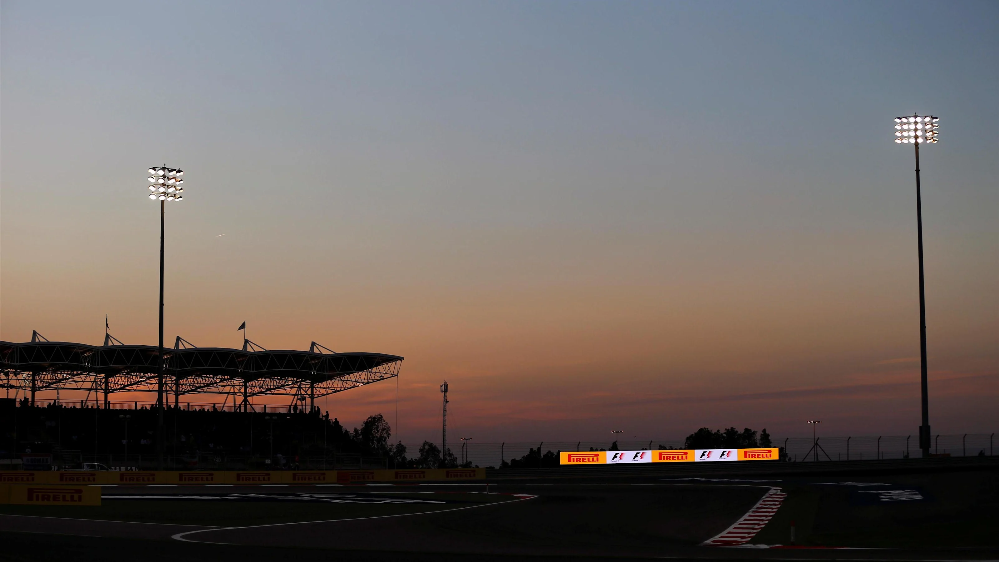 Track view at Formula One World Championship, Rd2, Bahrain Grand Prix Race, Bahrain International