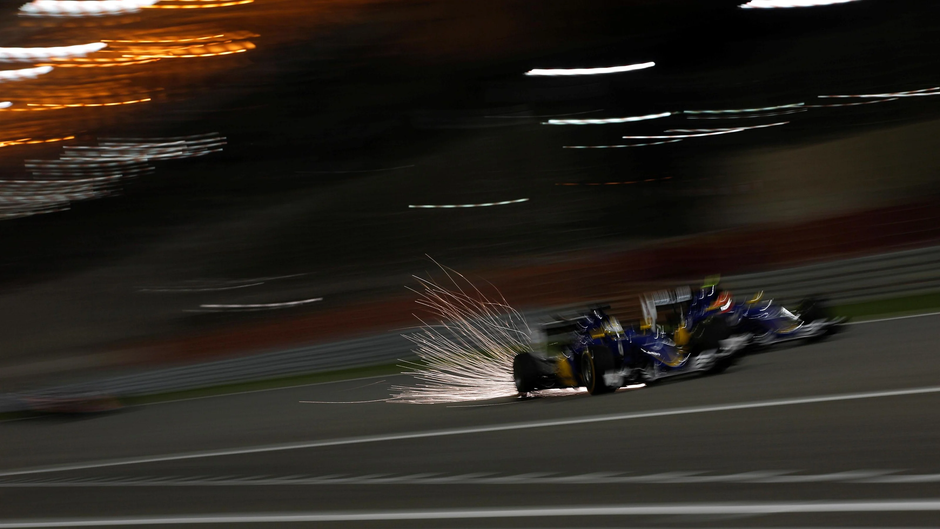 Marcus Ericsson (SWE) Sauber C35 and Felipe Nasr (BRA) Sauber C35 battle at Formula One World