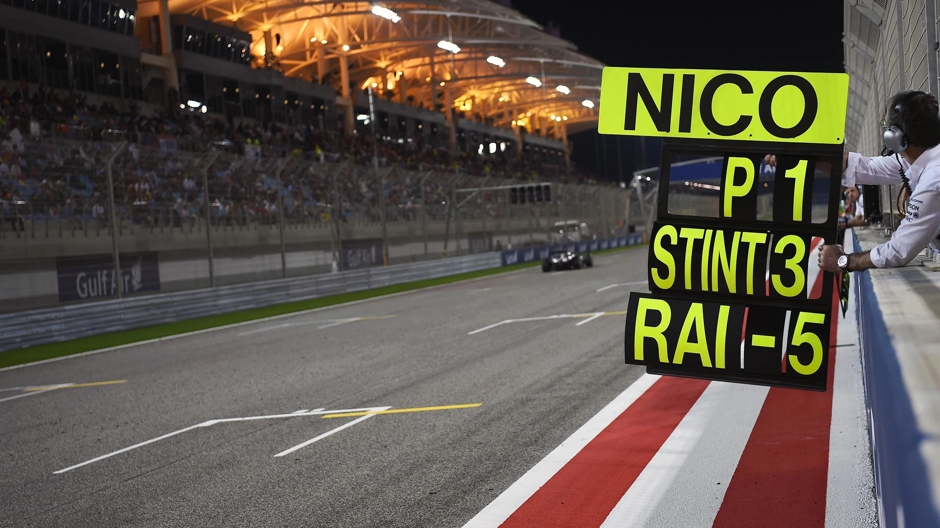 Pit board for Nico Rosberg (GER) Mercedes-Benz F1 W07 Hybrid at Formula One World Championship,
