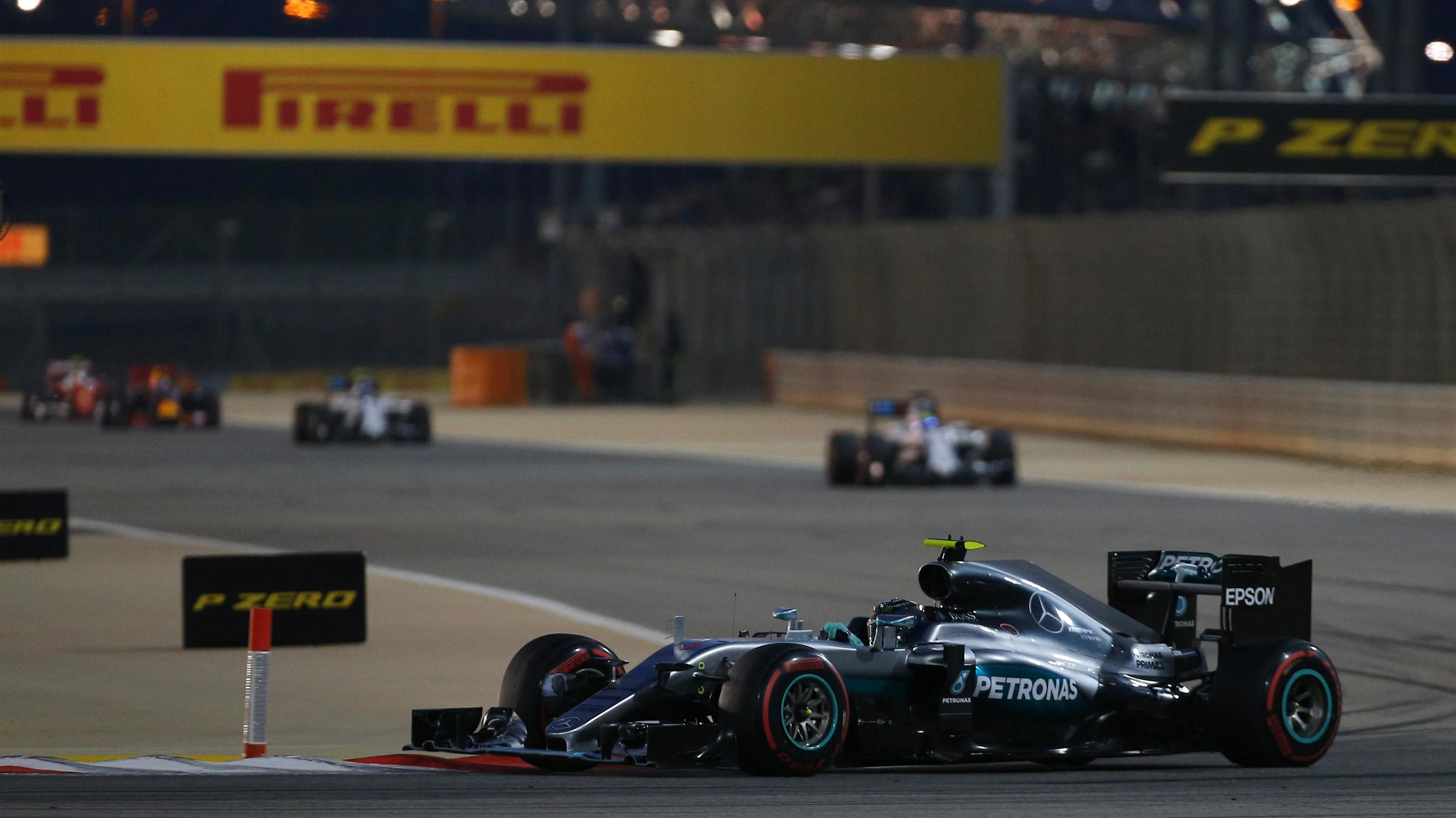 Nico Rosberg (GER) Mercedes-Benz F1 W07 Hybrid at Formula One World Championship, Rd2, Bahrain