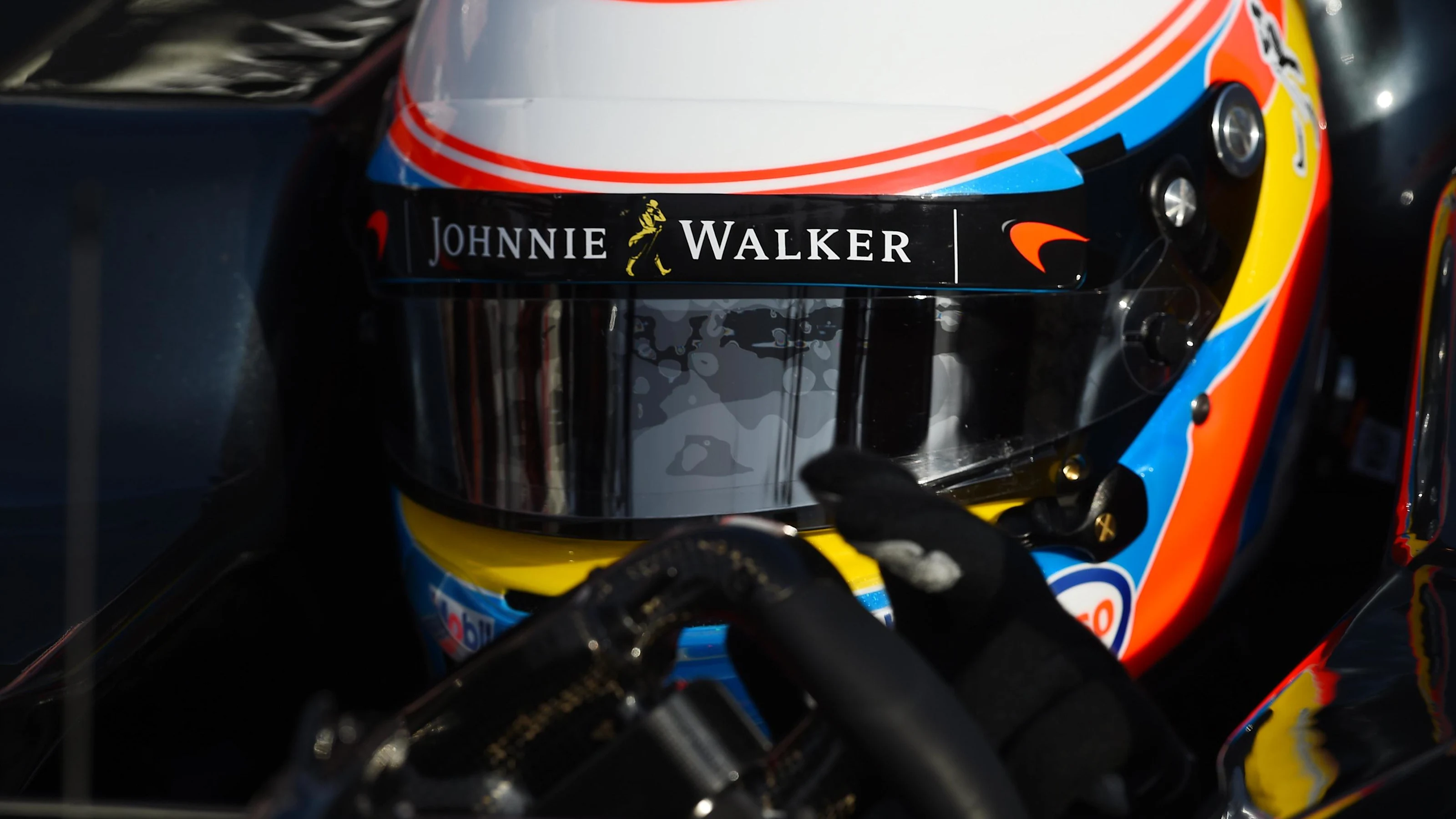 Fernando Alonso (ESP) McLaren MP4-31 at Formula One Testing, Day Four, Barcelona, Spain, Thursday