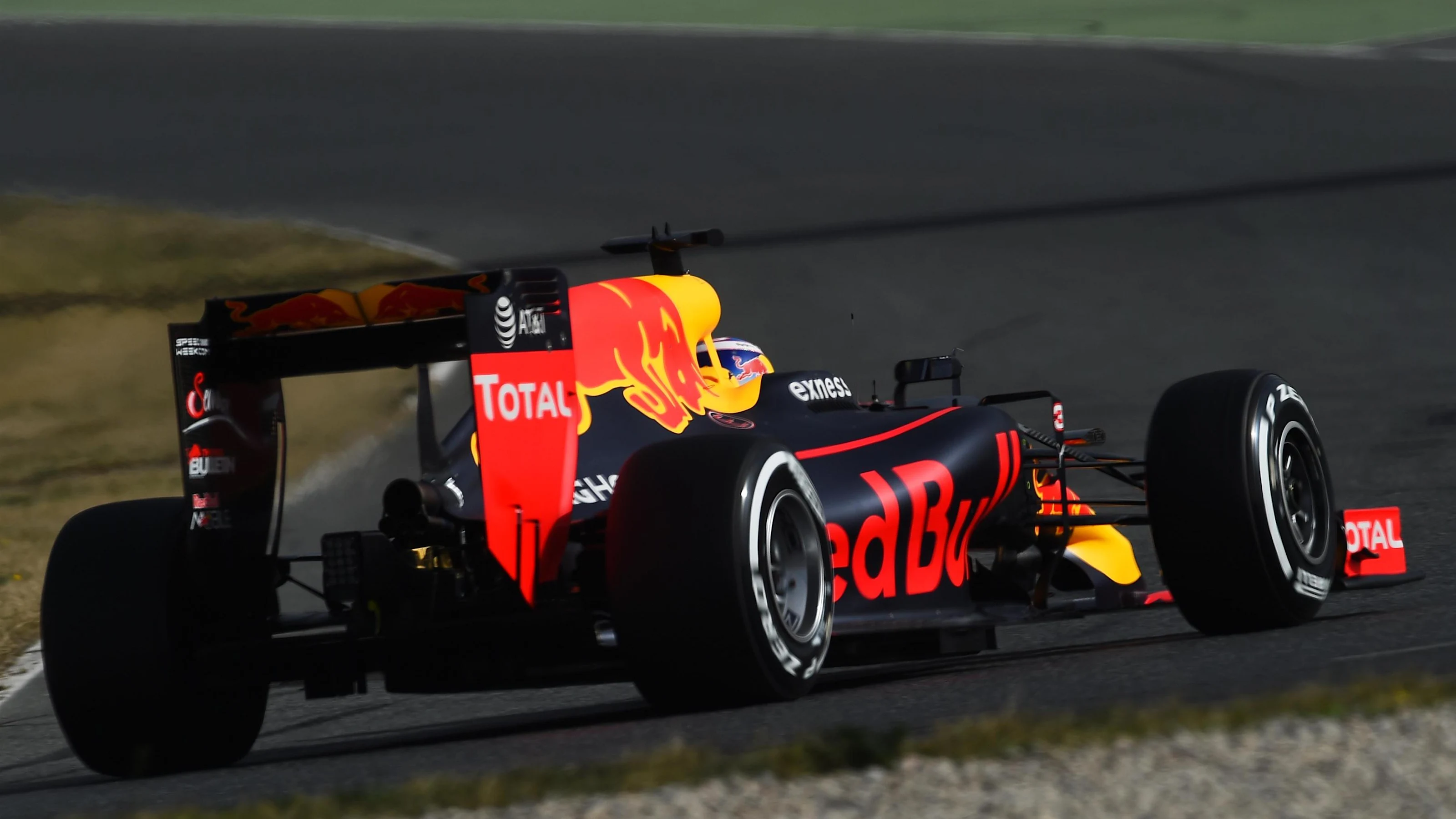 Daniel Ricciardo (AUS) Red Bull Racing RB12 at Formula One Testing, Day Two, Barcelona, Spain,