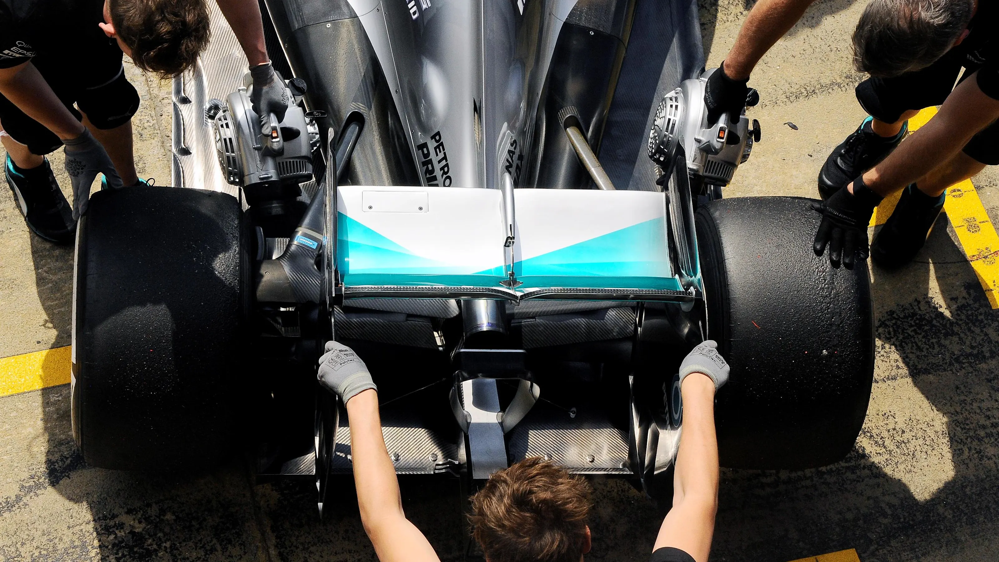 Mercedes-Benz F1 W07 Hybrid rear wng at Formula One Testing, Day One, Barcelona, Spain, 17 May 2016.