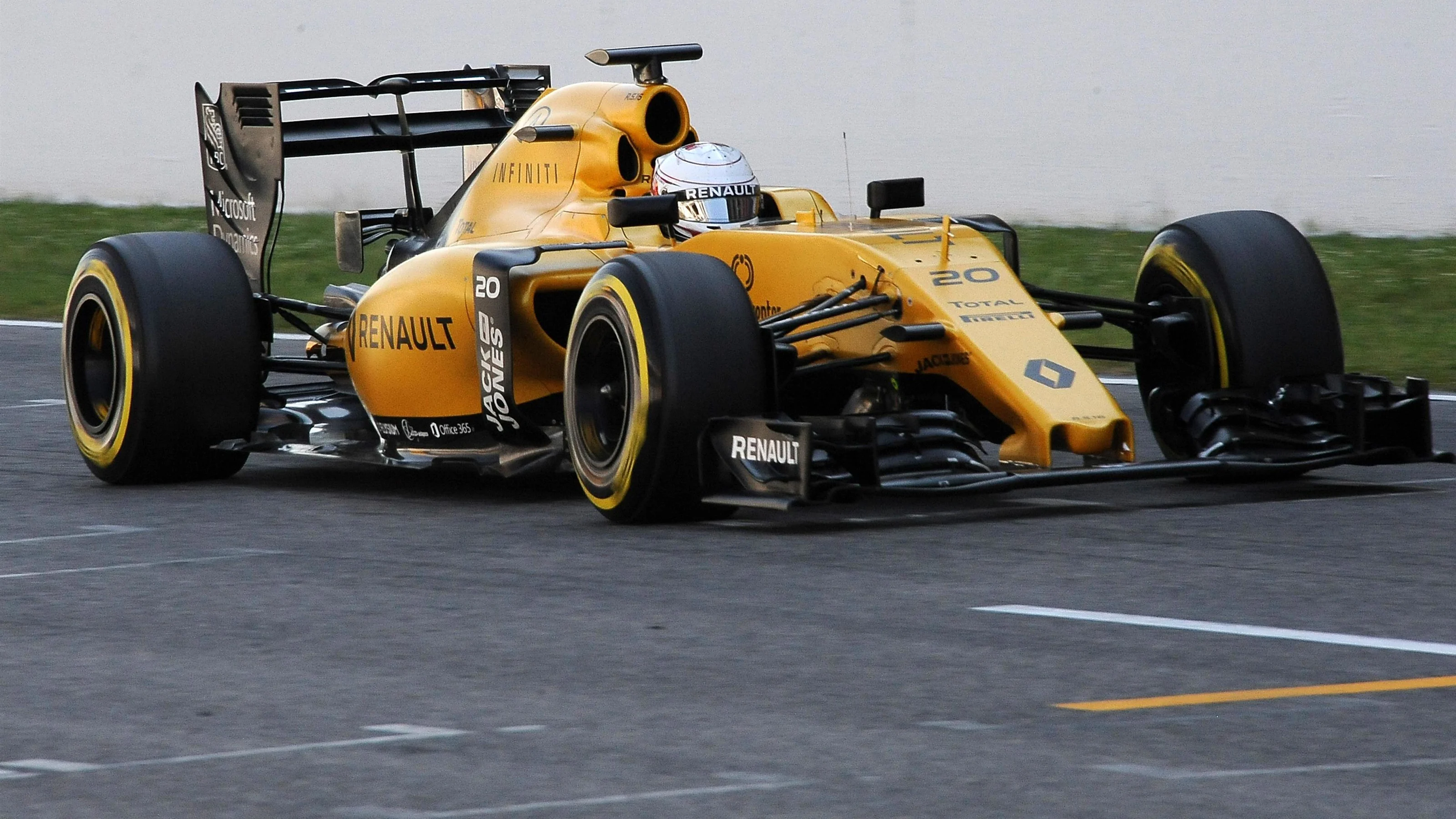Kevin Magnussen (DEN) Renault Sport F1 Team RS16 at Formula One Testing, Day Two, Barcelona, Spain,