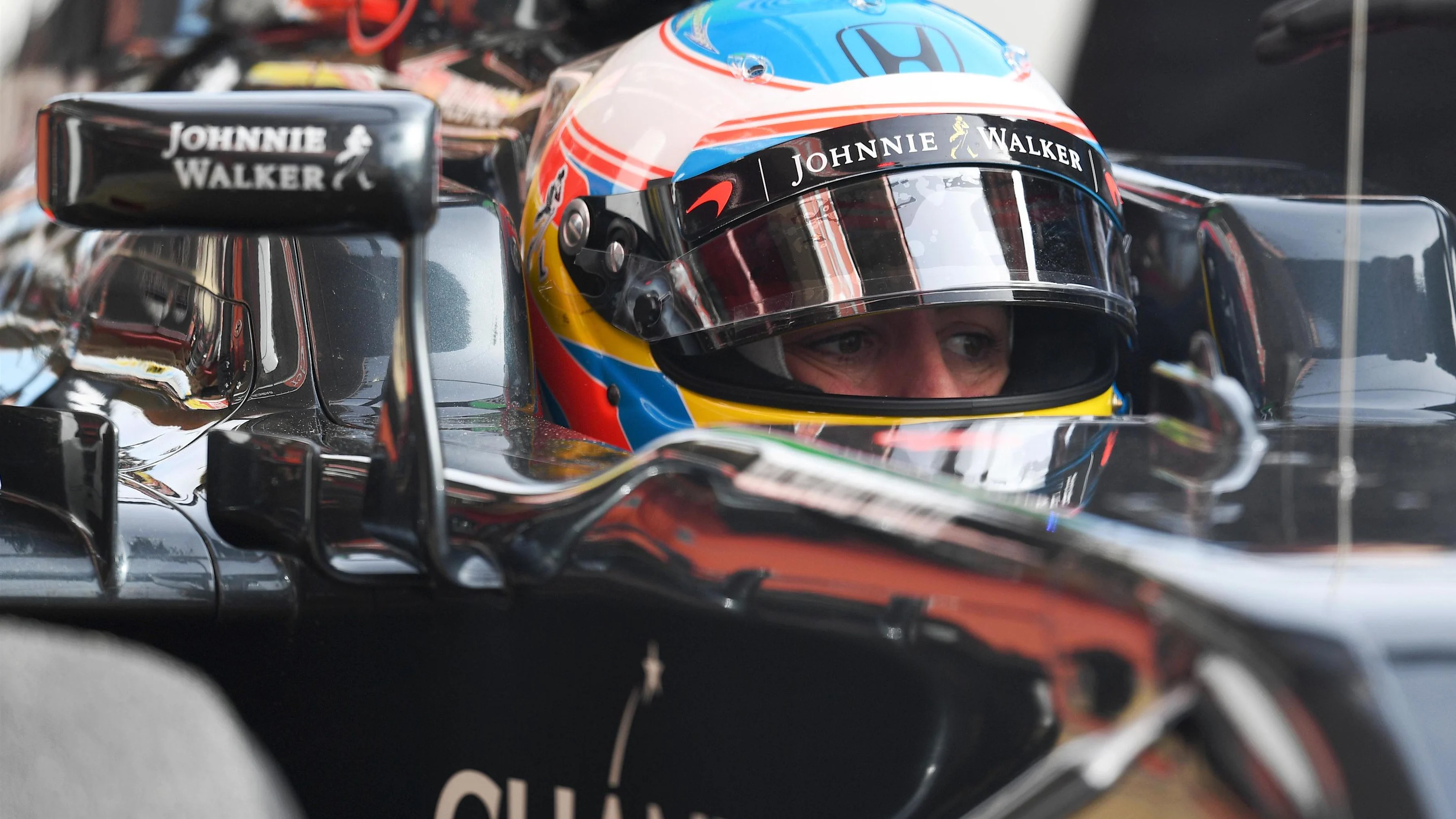 Fernando Alonso (ESP) McLaren MP4-31 at Formula One Testing, Day Three, Barcelona, Spain, Thursday