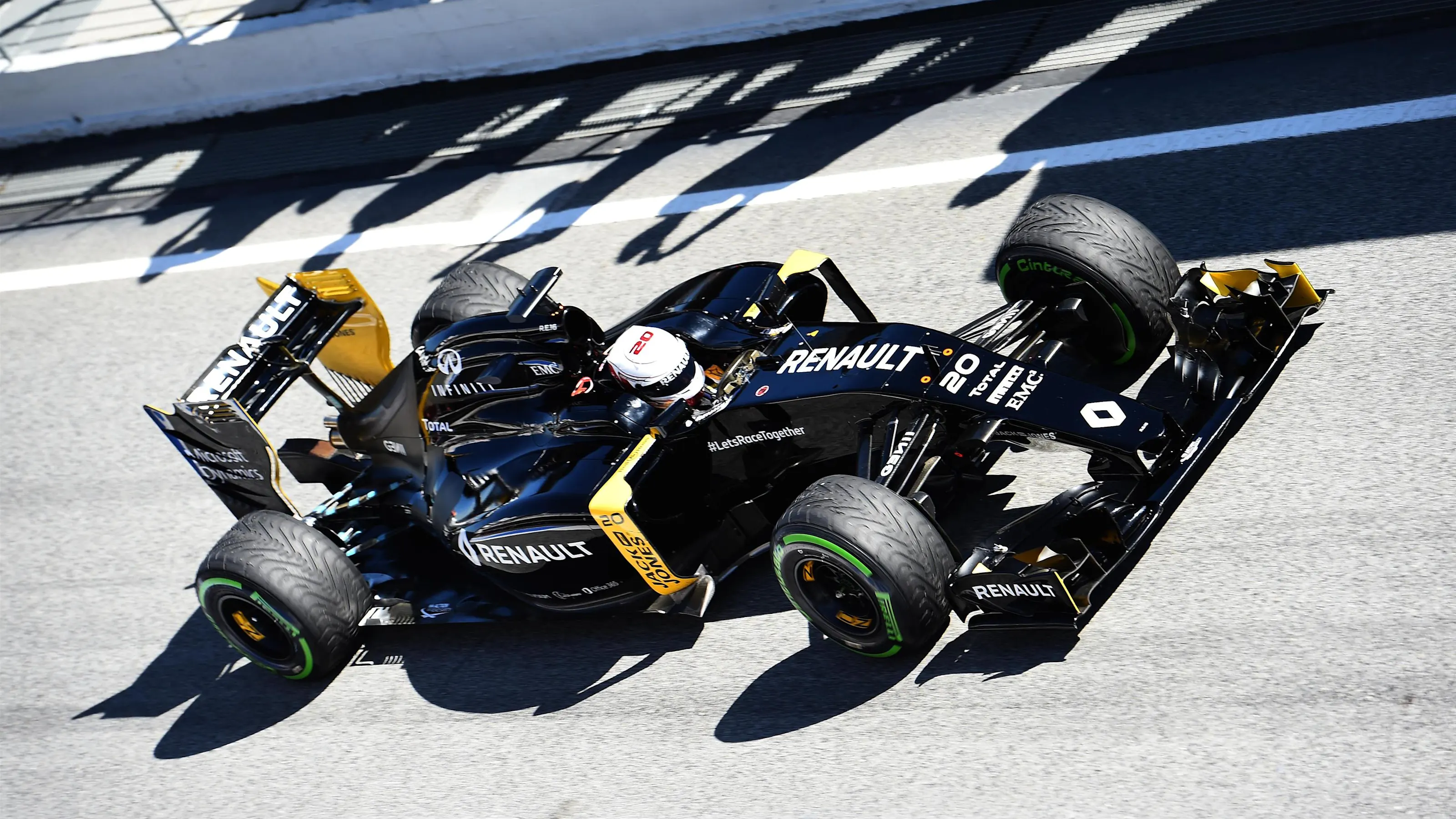 Kevin Magnussen (DEN) Renault Sport F1 Team RS16 at Formula One Testing, Day One, Barcelona, Spain,