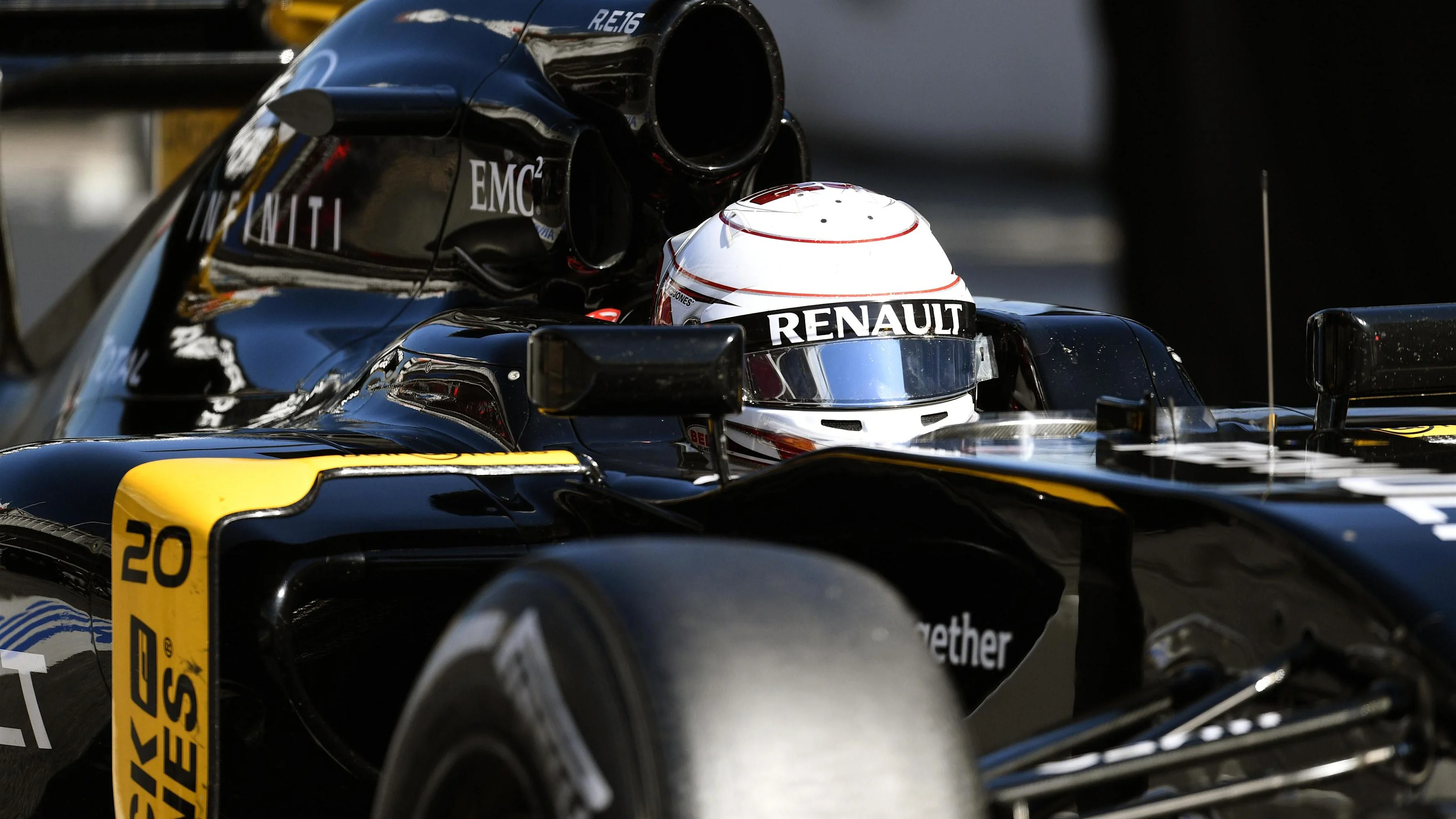 Kevin Magnussen (DEN) Renault Sport F1 Team RS16 at Formula One Testing, Day Two, Barcelona, Spain,