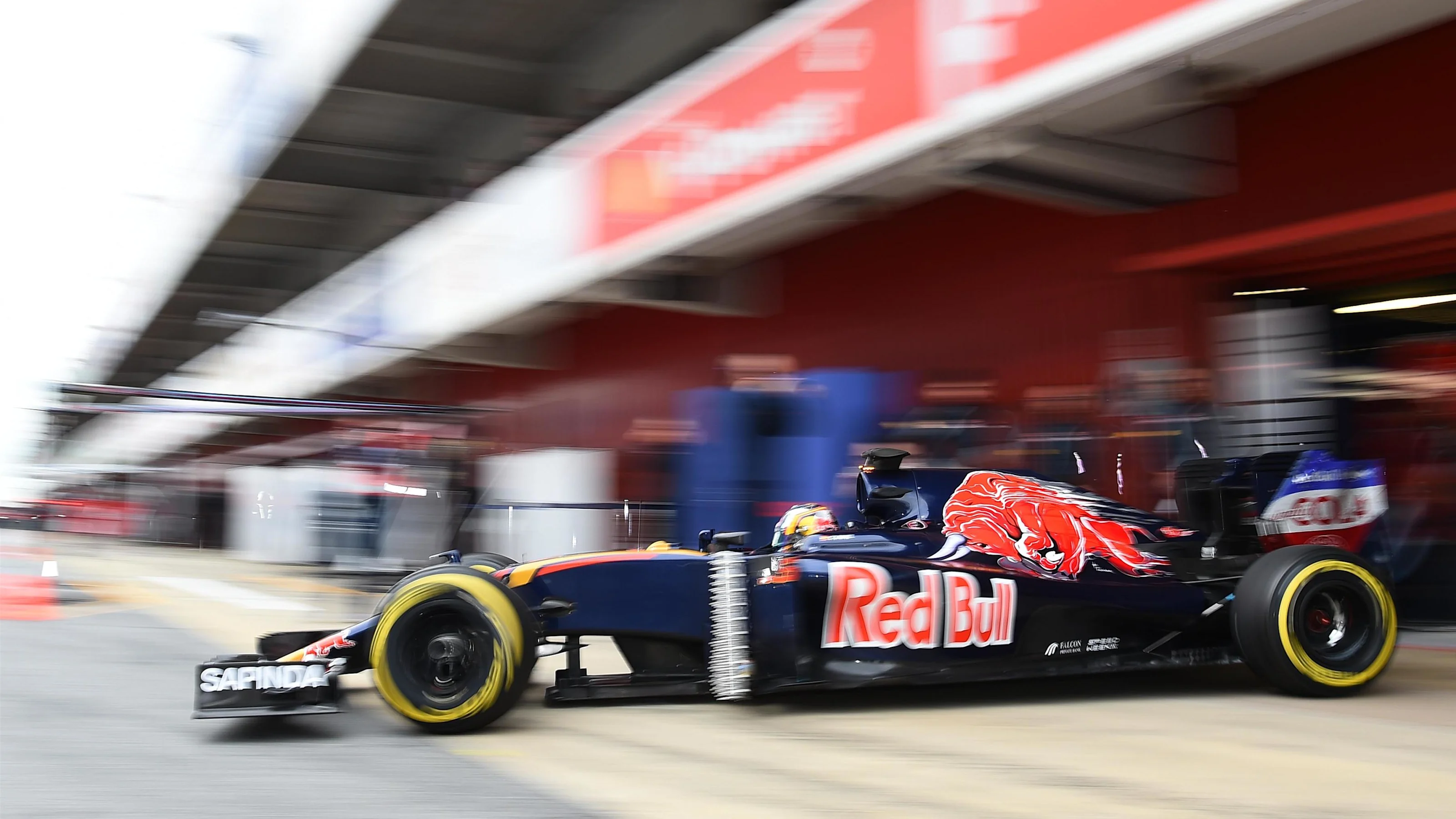 Carlos Sainz jr (ESP) Scuderia Toro Rosso STR11 at Formula One Testing, Day Two, Barcelona, Spain,