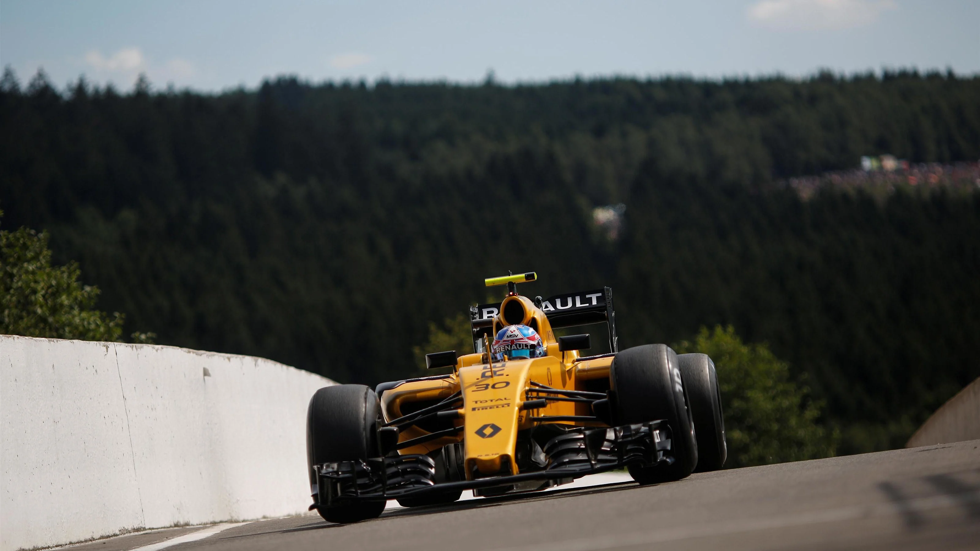 Jolyon Palmer (GBR) Renault Sport F1 Team RS16 at Formula One World Championship, Rd13, Belgian