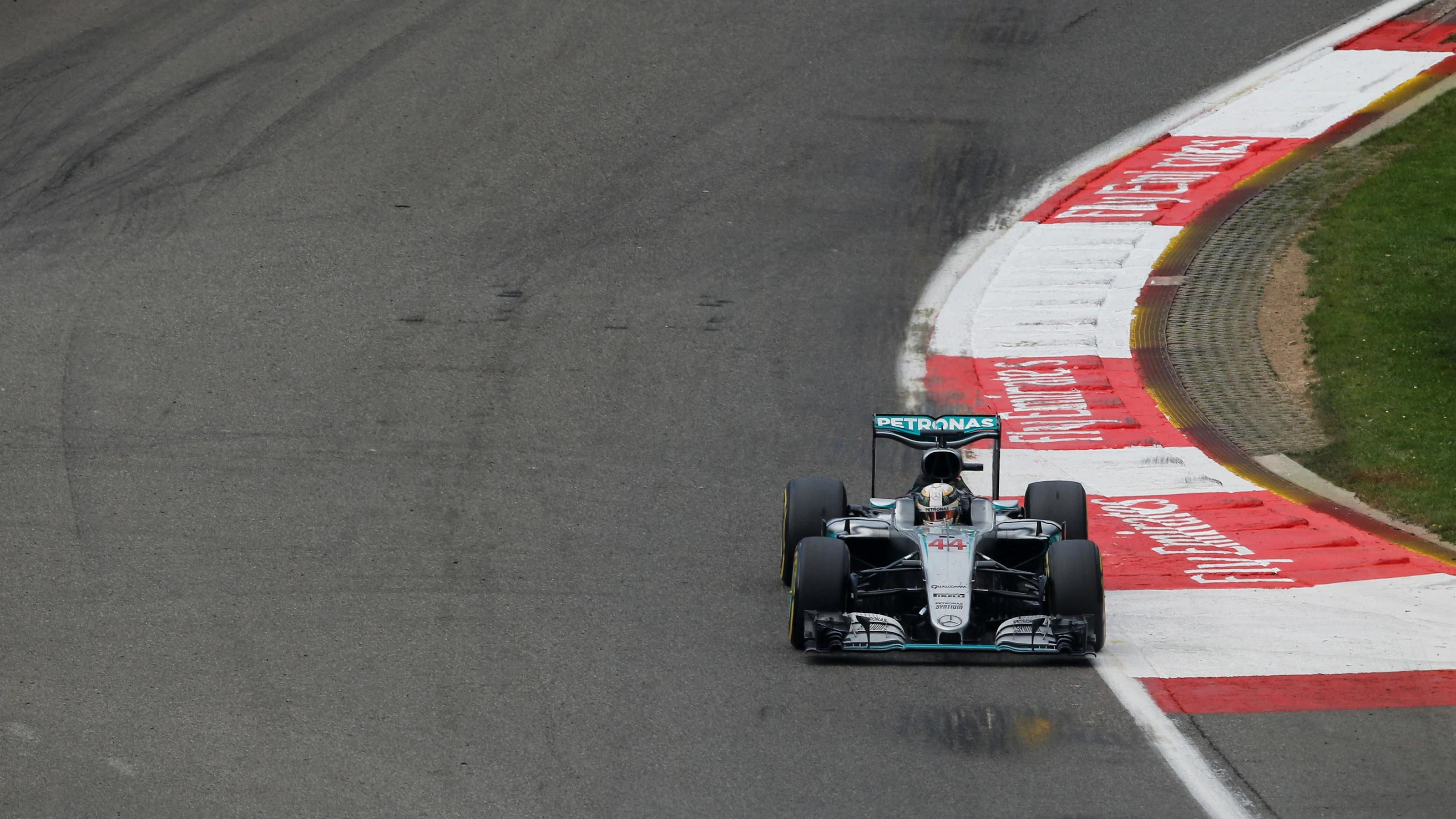 Lewis Hamilton (GBR) Mercedes-Benz F1 W07 Hybrid at Formula One World Championship, Rd13, Belgian