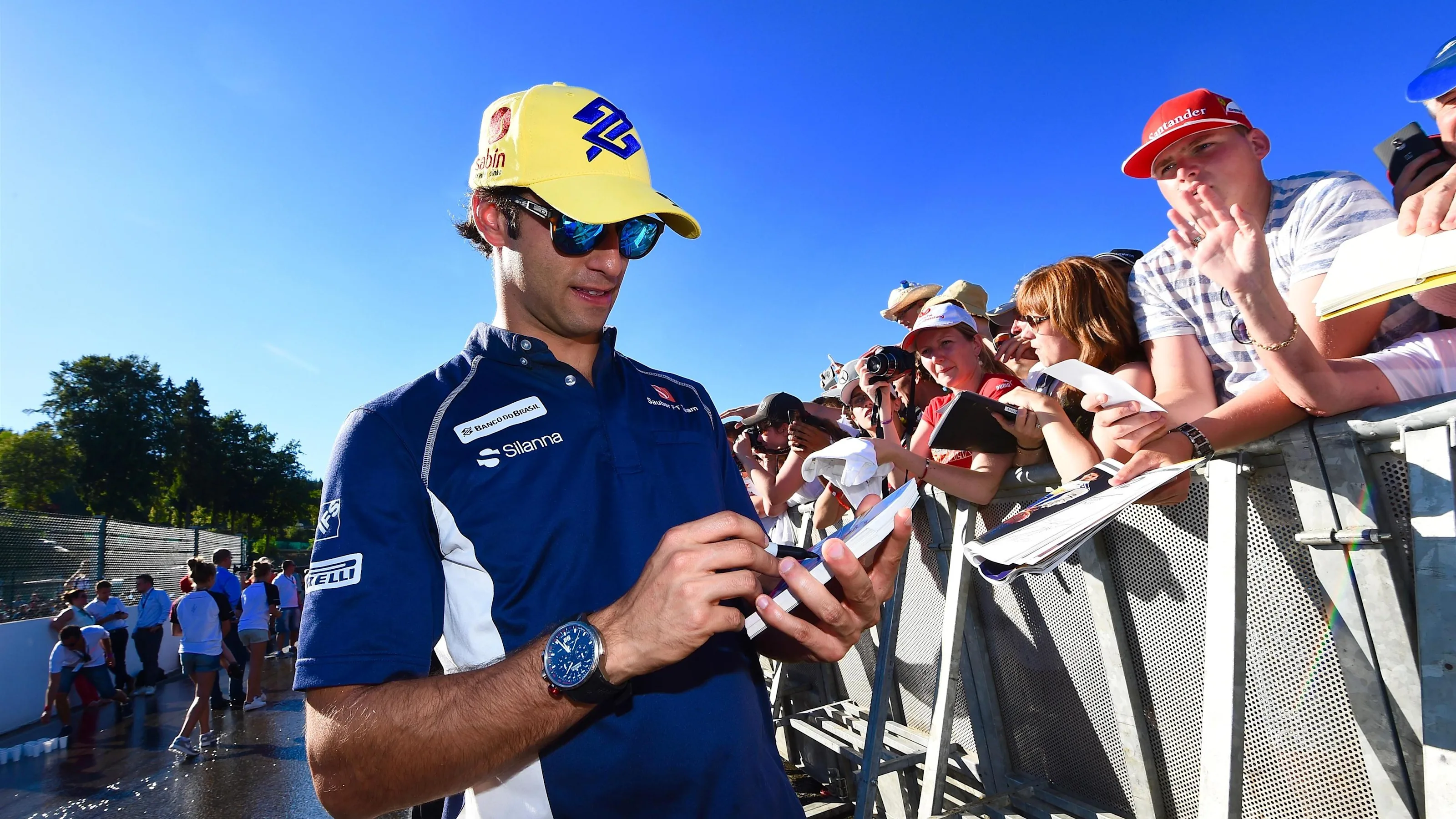 Felipe Nasr (BRA) Sauber signs autographs for the fans at Formula One World Championship, Rd13,