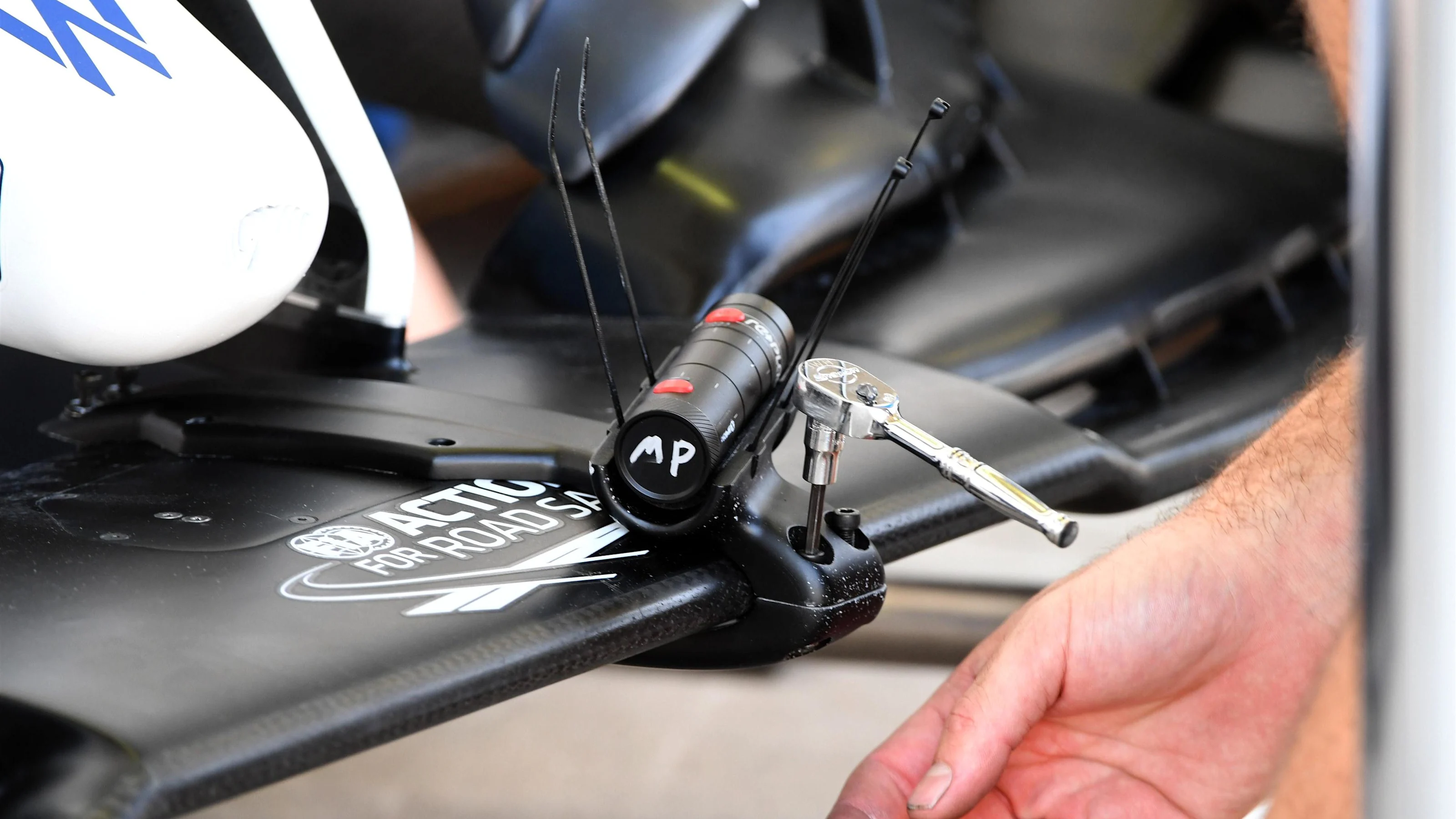 Williams FW38 nose sensor at Formula One World Championship, Rd20, Brazilian Grand Prix, Practice,