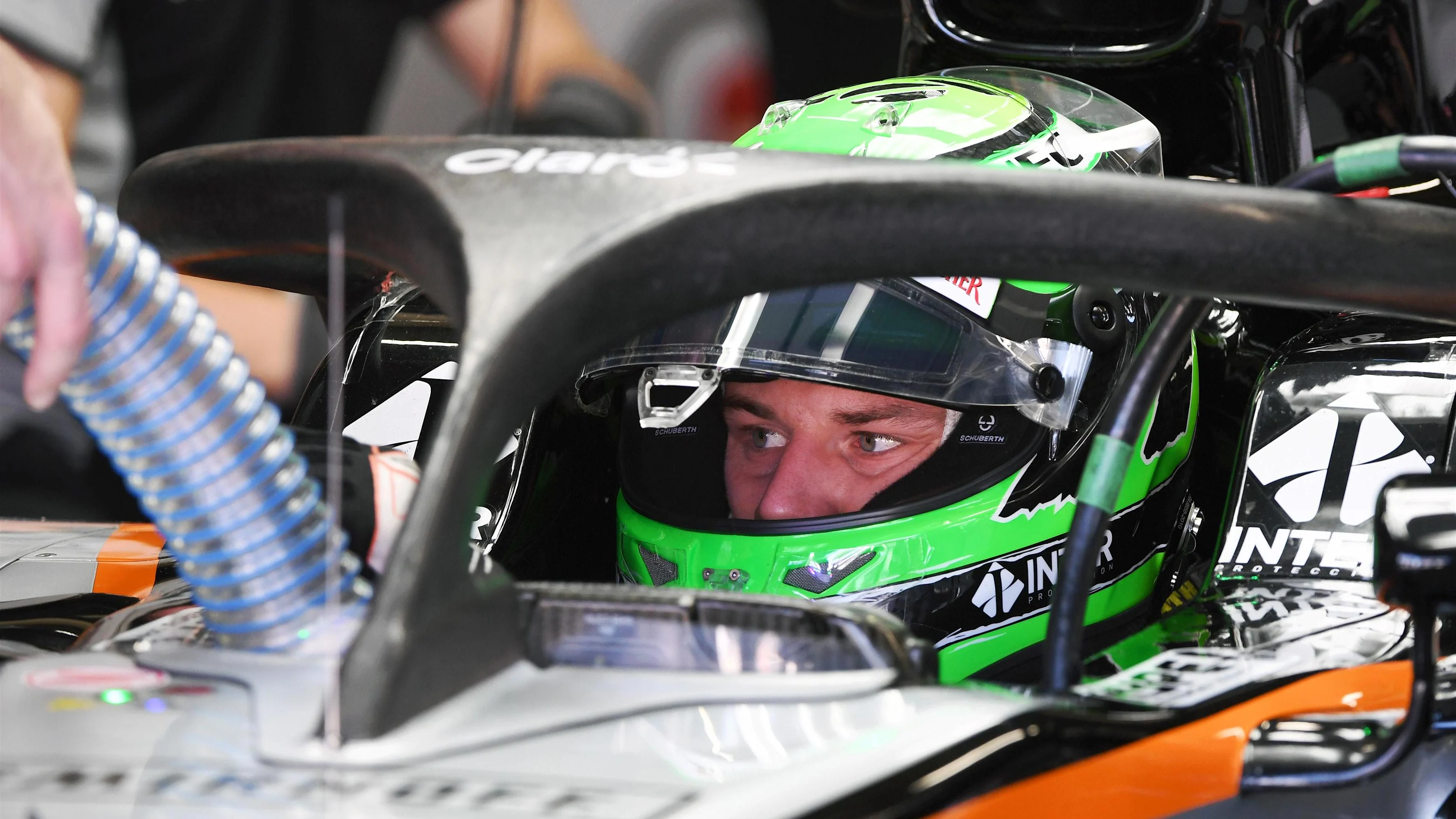 Nico Hulkenberg (GER) Force India VJM09 with halo at Formula One World Championship, Rd20,