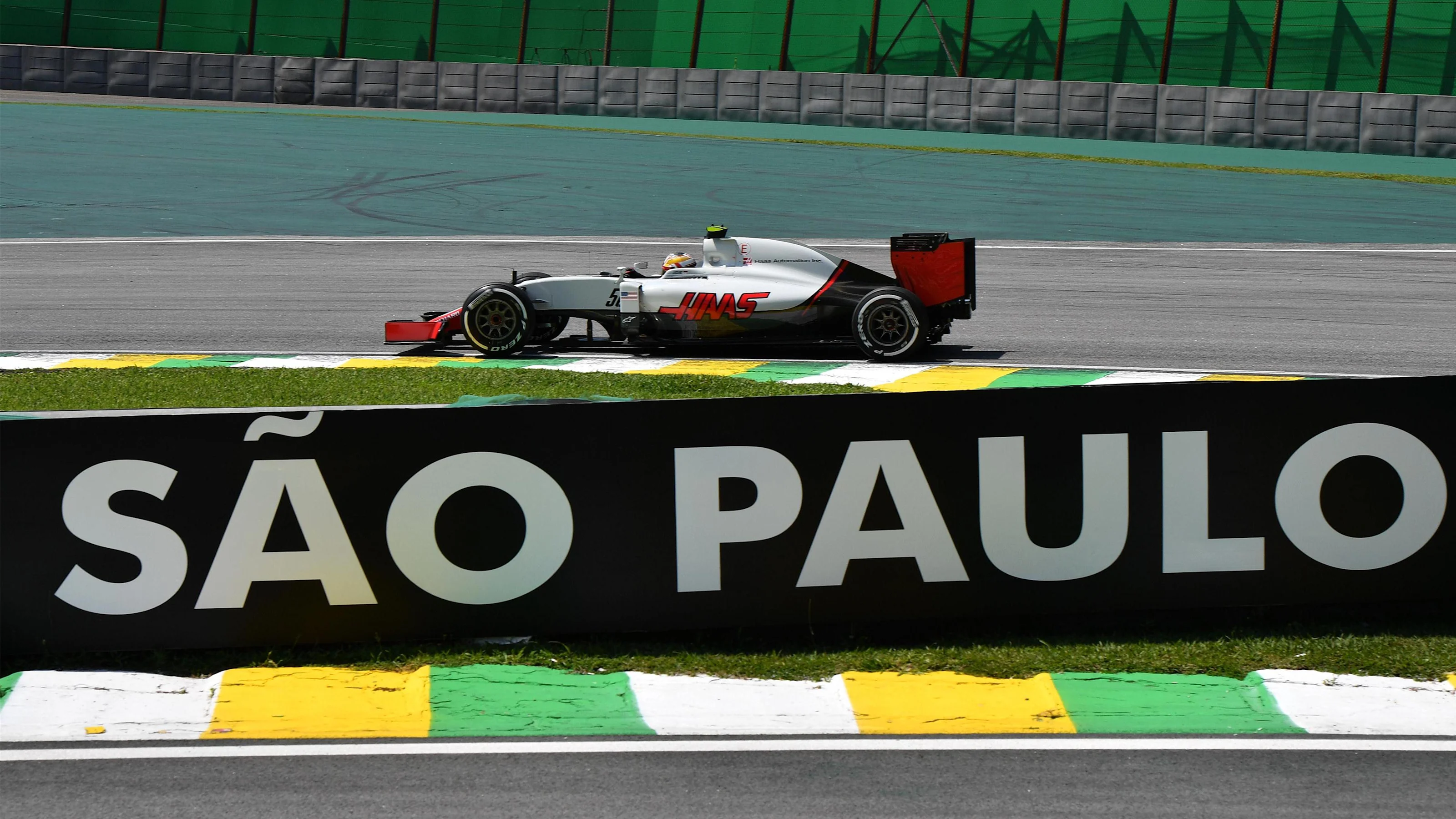 Esteban Gutierrez (MEX) Haas VF-16 at Formula One World Championship, Rd20, Brazilian Grand Prix,