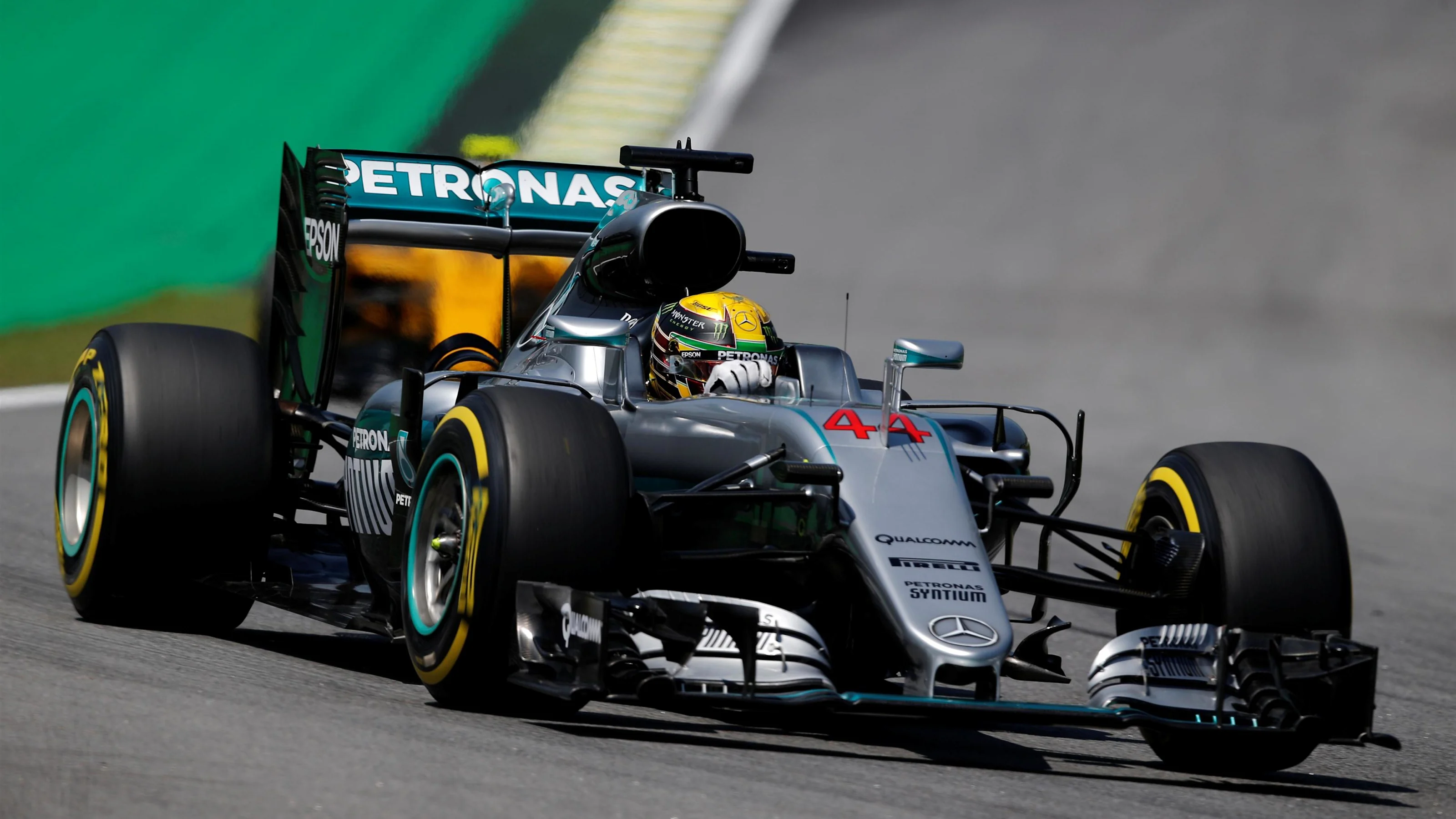 Lewis Hamilton (GBR) Mercedes-Benz F1 W07 Hybrid at Formula One World Championship, Rd20, Brazilian