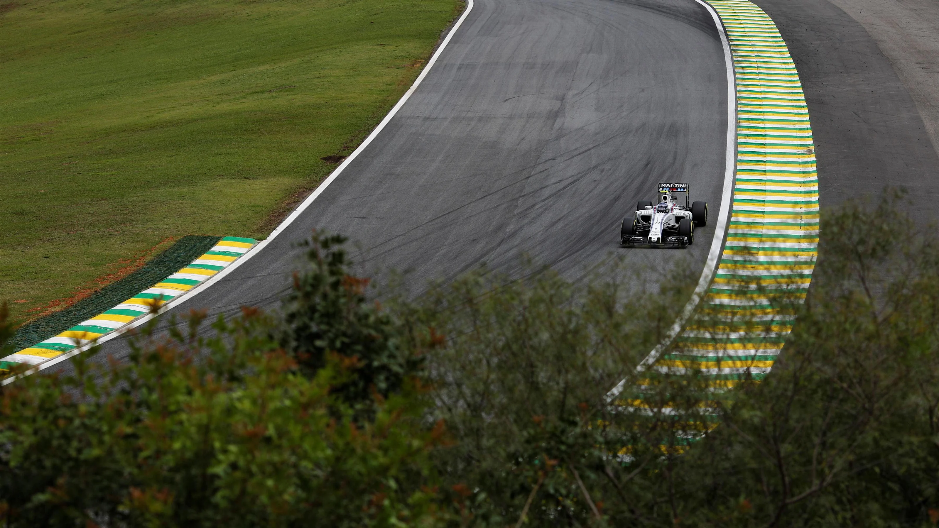 Valtteri Bottas (FIN) Williams FW38 at Formula One World Championship, Rd20, Brazilian Grand Prix,