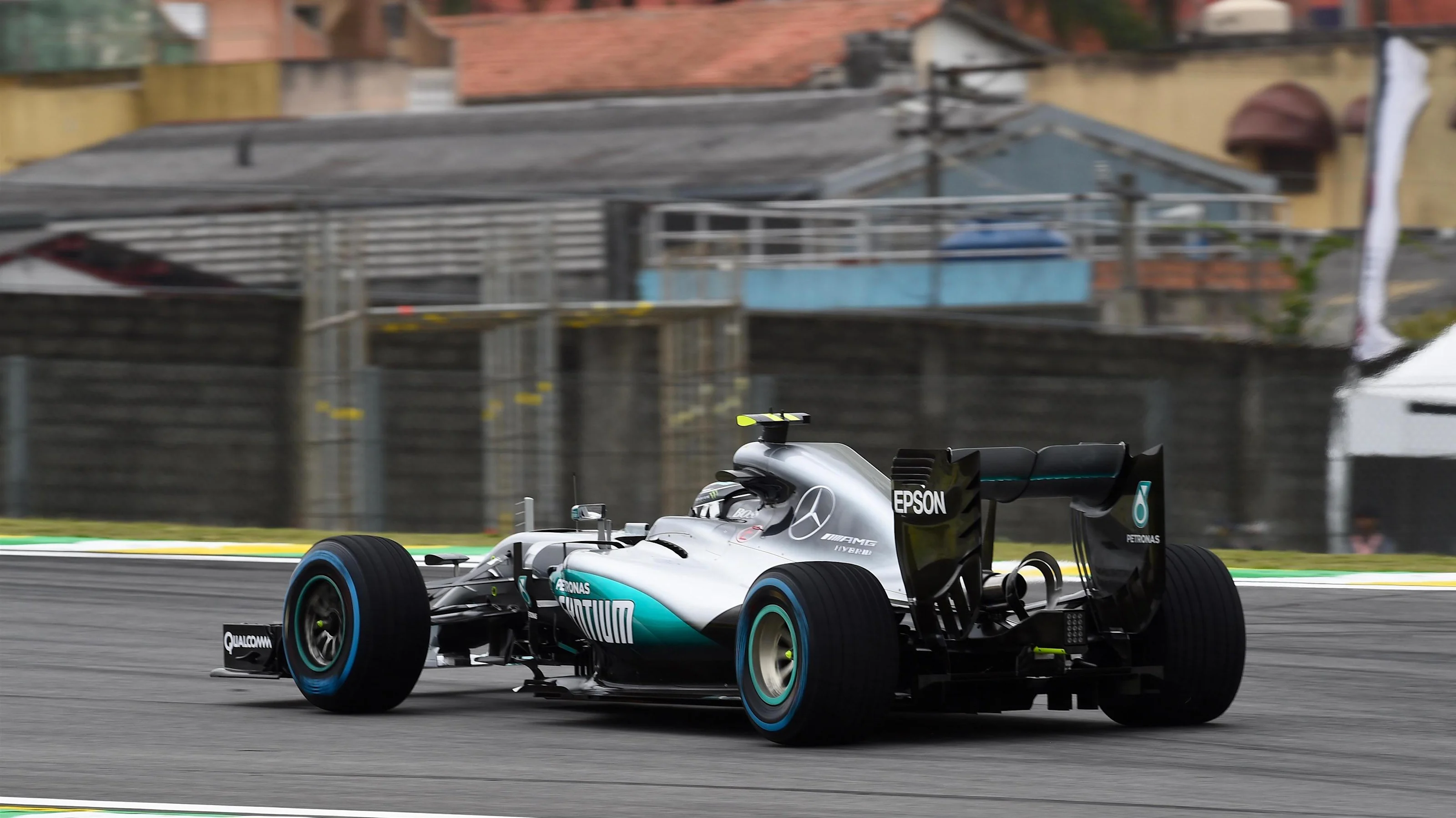 Nico Rosberg (GER) Mercedes-Benz F1 W07 Hybrid at Formula One World Championship, Rd20, Brazilian