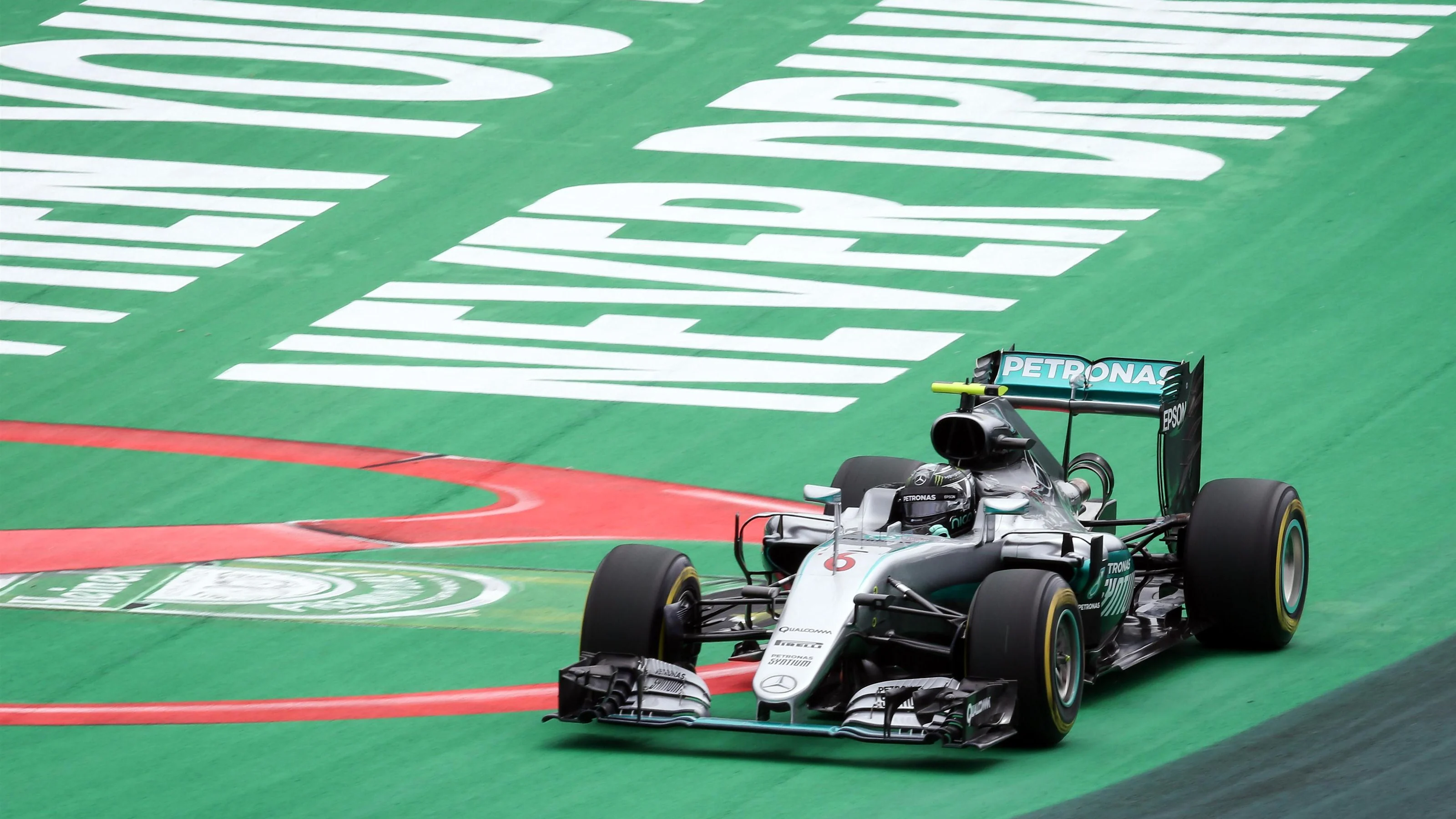 Nico Rosberg (GER) Mercedes-Benz F1 W07 Hybrid at Formula One World Championship, Rd20, Brazilian