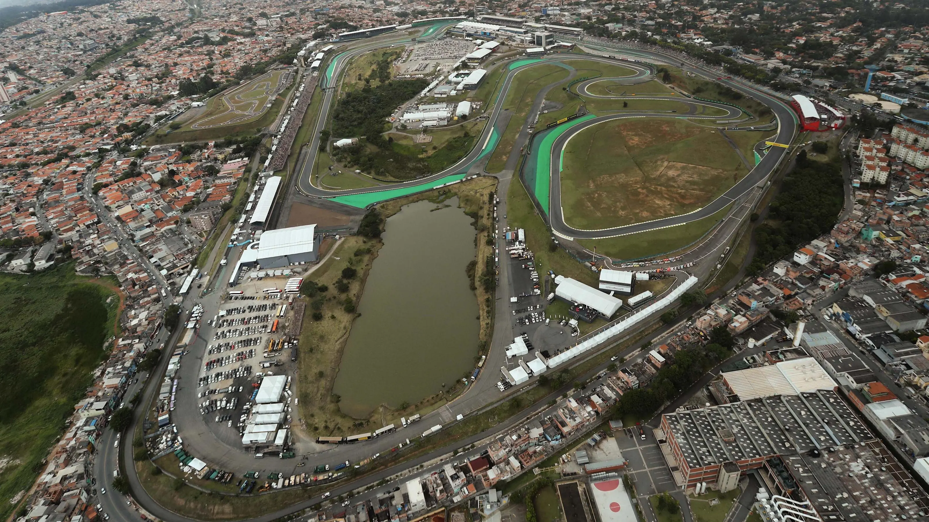 Aerial view at Formula One World Championship, Rd20, Brazilian Grand Prix, Qualifying, Interlagos,