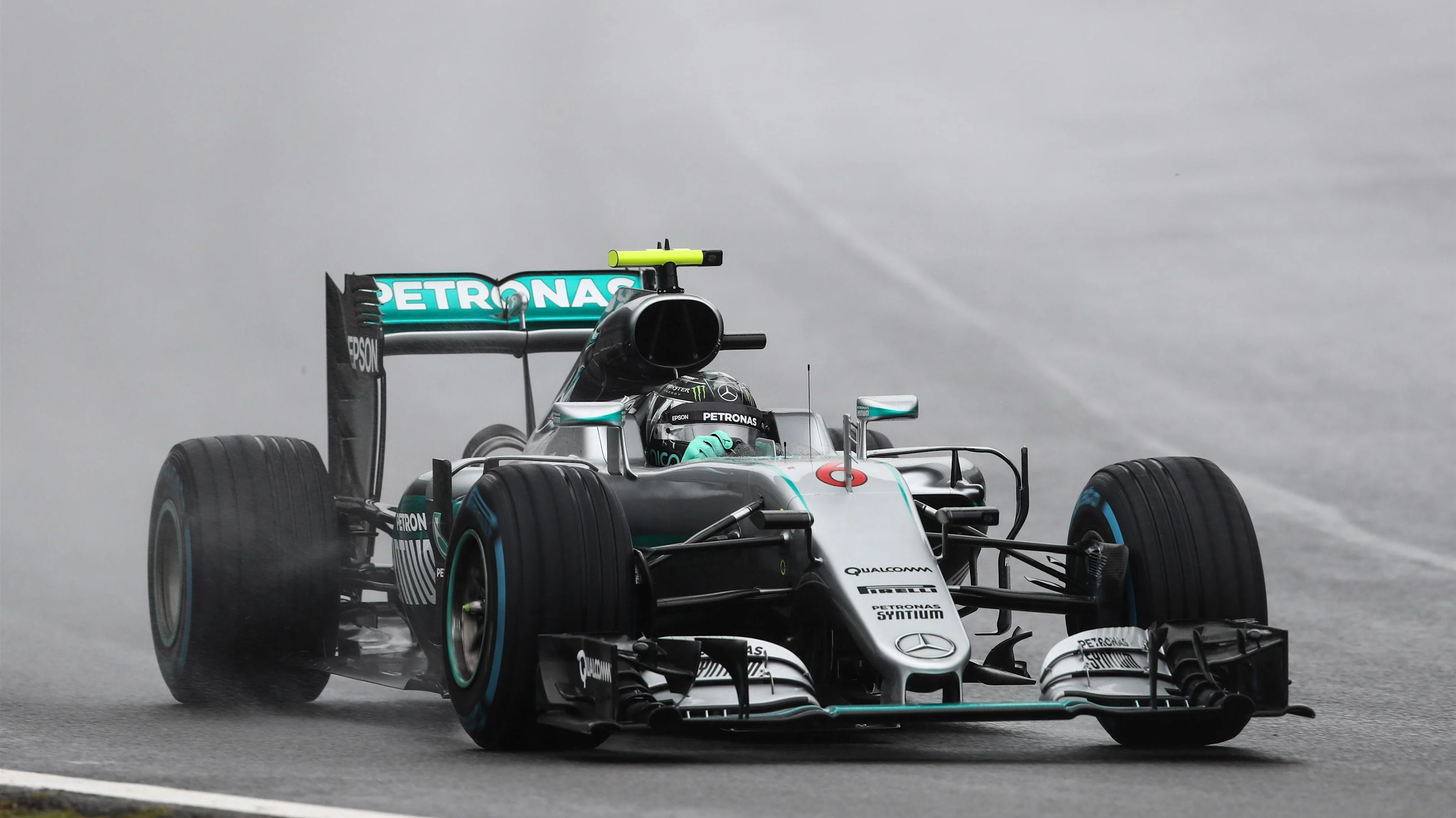 Nico Rosberg (GER) Mercedes-Benz F1 W07 Hybrid at Formula One World Championship, Rd20, Brazilian