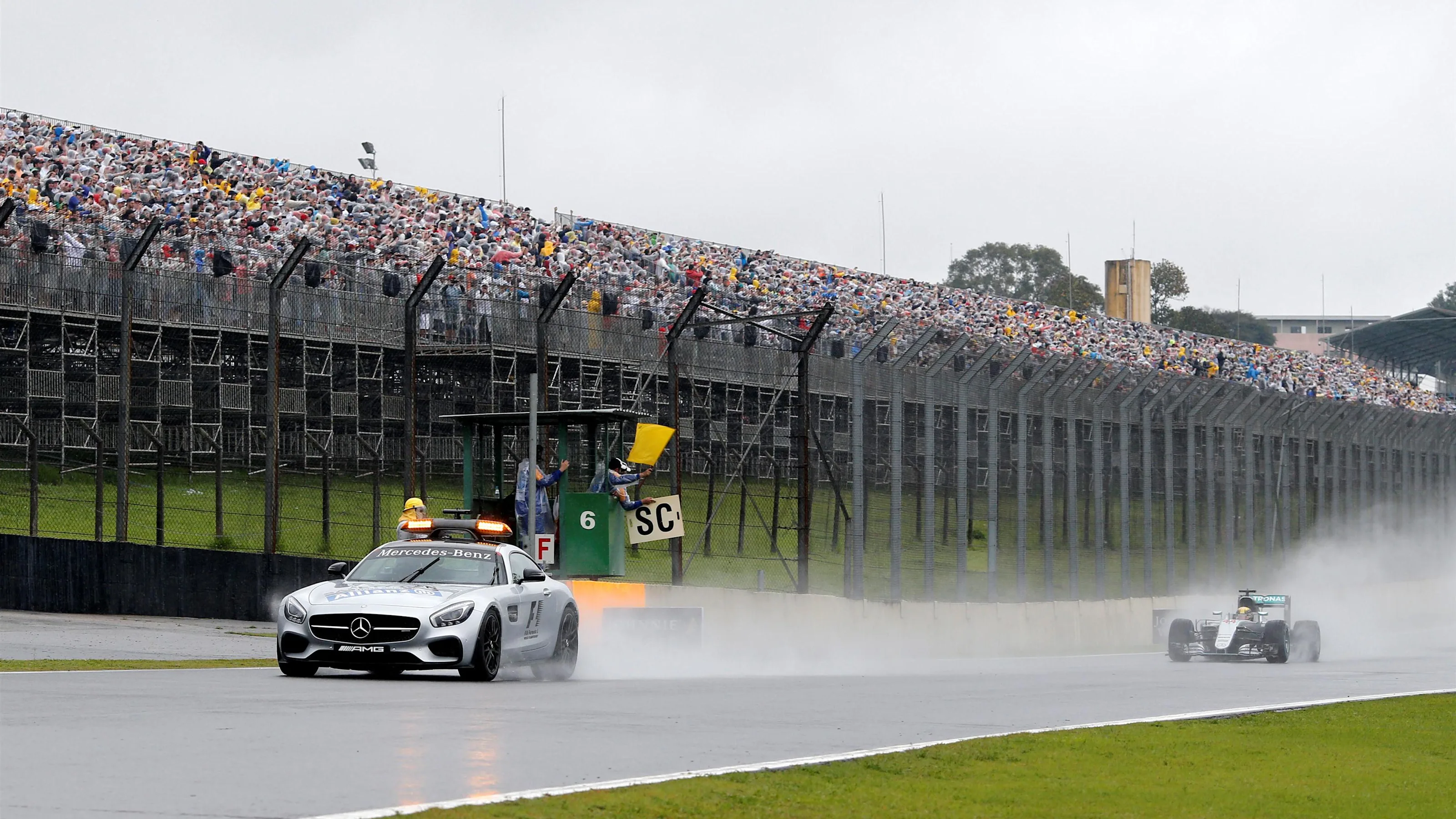 Safety car leads the field at Formula One World Championship, Rd20, Brazilian Grand Prix, Race,