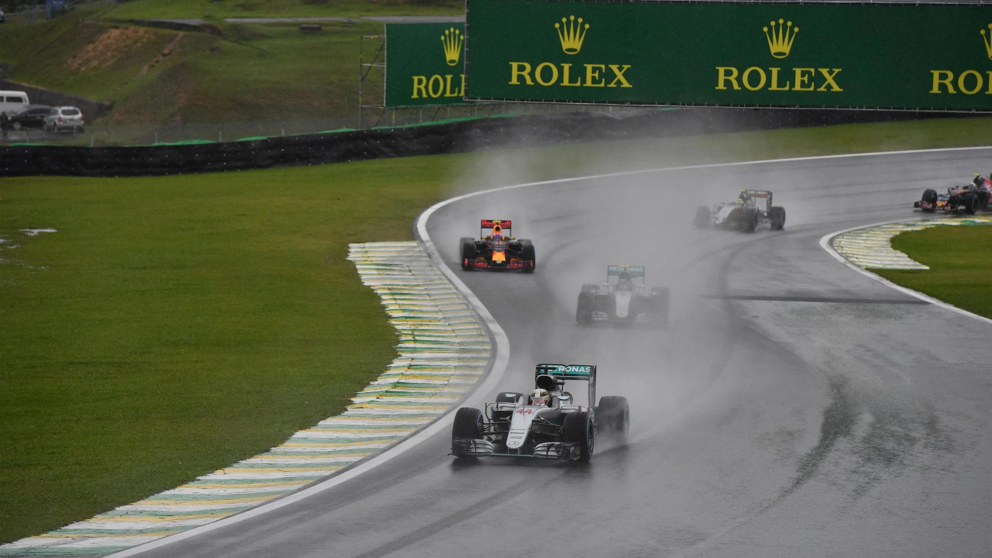 Lewis Hamilton (GBR) Mercedes-Benz F1 W07 Hybrid at Formula One World Championship, Rd20, Brazilian