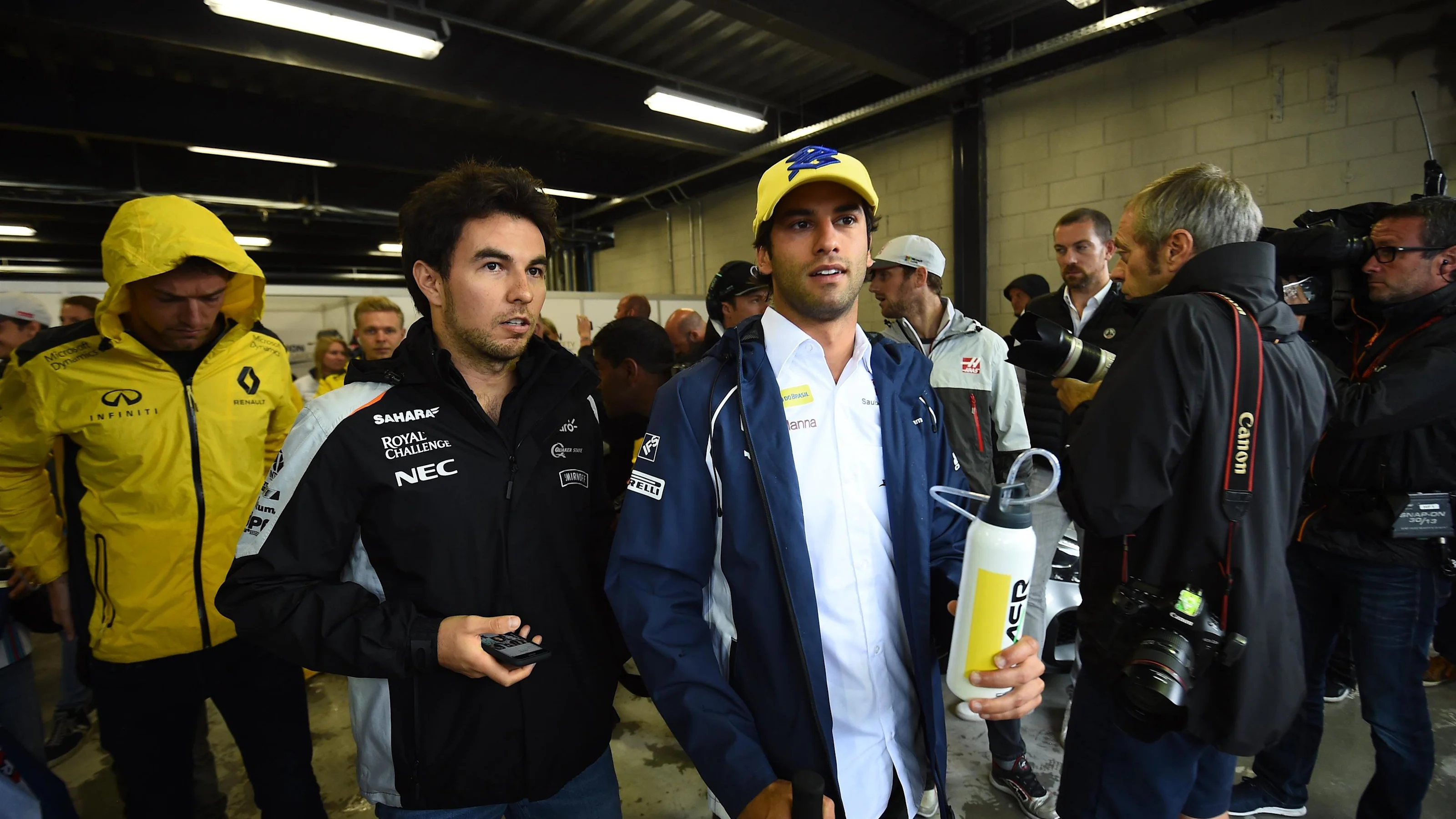Sergio Perez (MEX) Force India and Felipe Nasr (BRA) Sauber on the drivers parade at Formula One