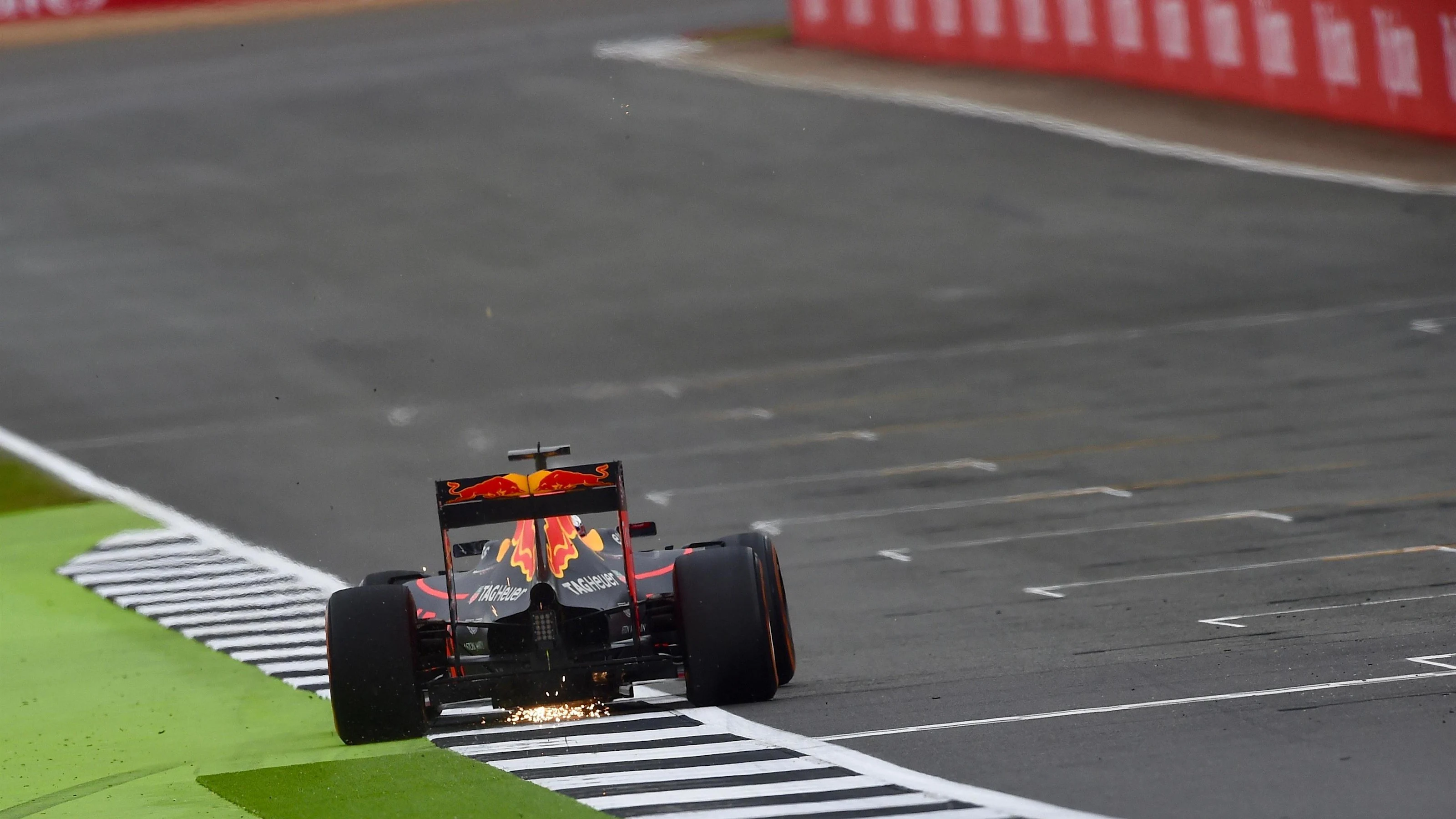 Daniel Ricciardo (AUS) Red Bull Racing RB12 at Formula One World Championship, Rd10, British Grand