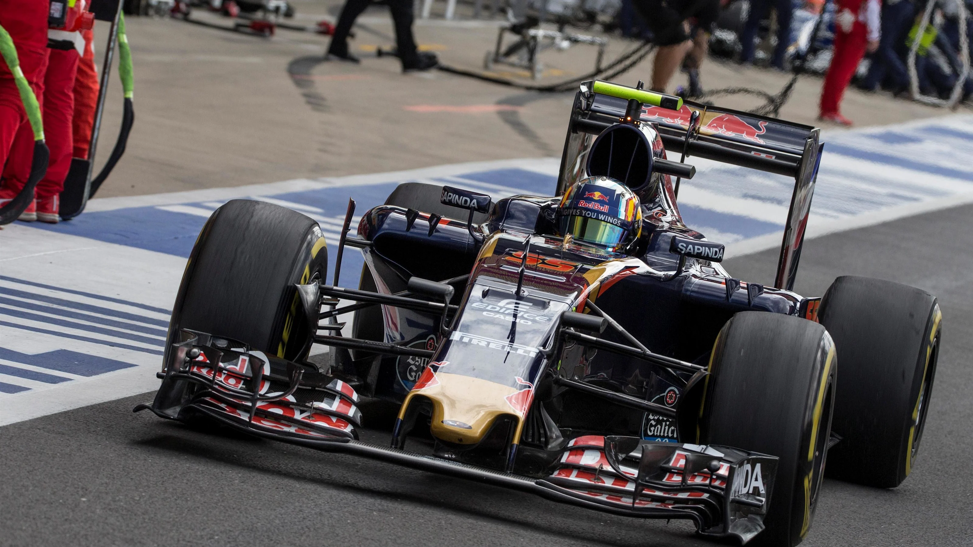 Carlos Sainz jr (ESP) Scuderia Toro Rosso STR11 at Formula One World Championship, Rd10, British