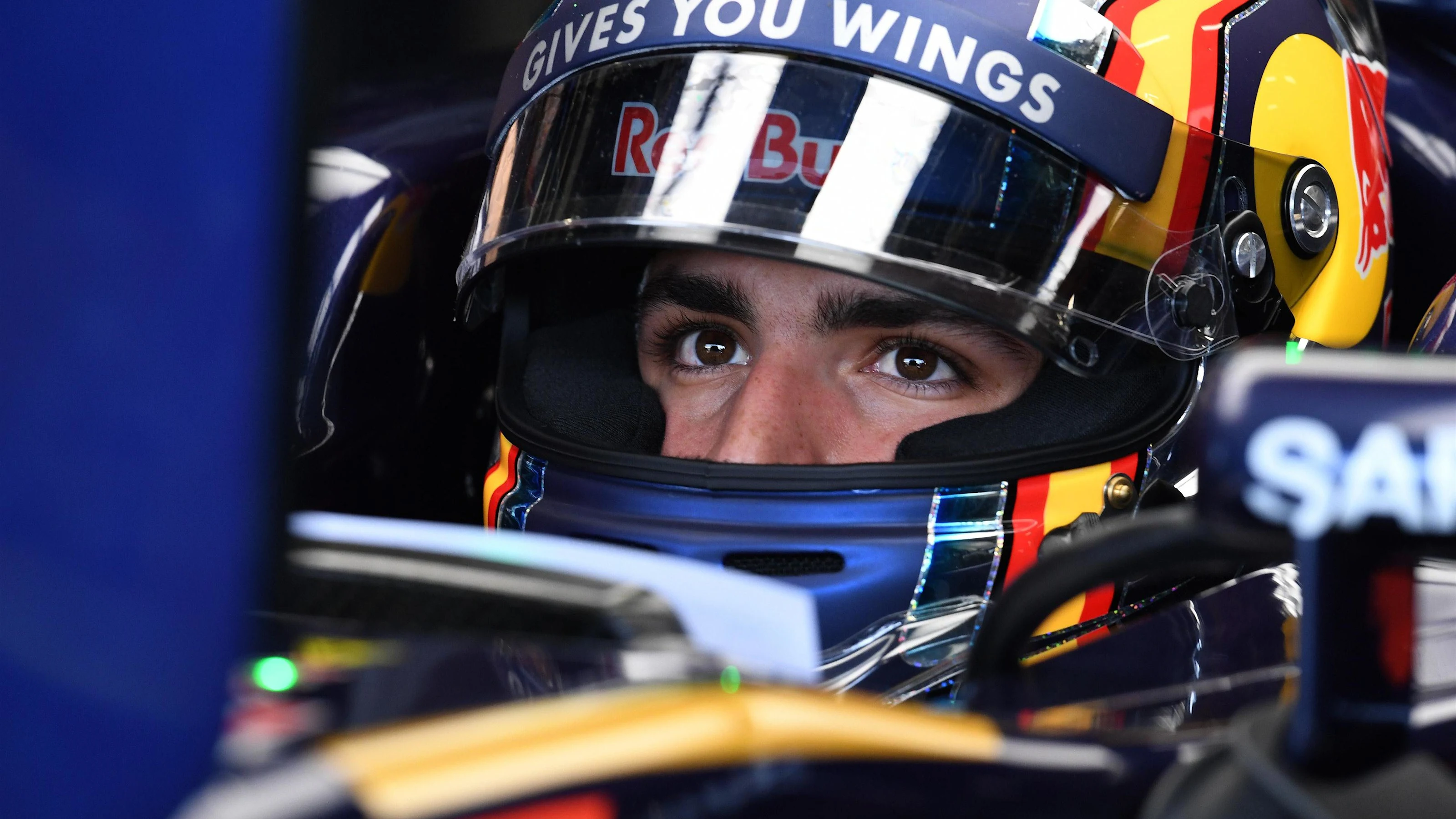 Carlos Sainz jr (ESP) Scuderia Toro Rosso STR11 at Formula One World Championship, Rd10, British