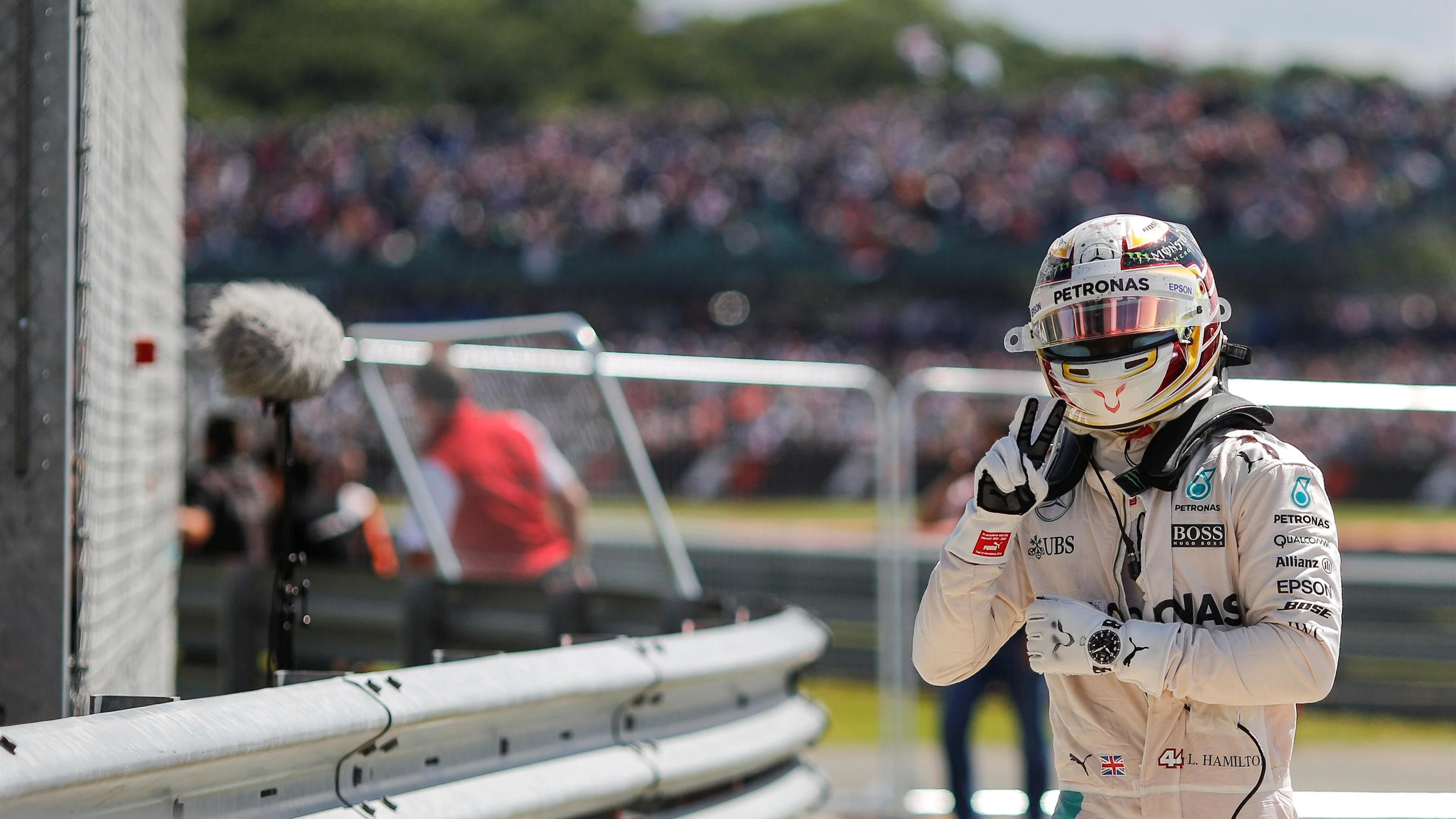 race winner Lewis Hamilton (GBR) Mercedes AMG F1 celebrates in parc ferme at Formula One World