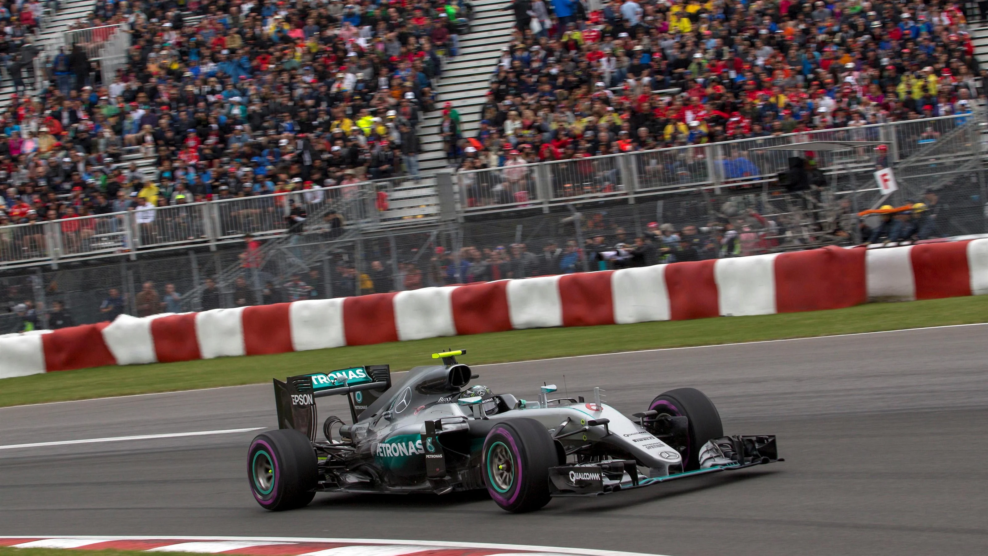 Nico Rosberg (GER) Mercedes-Benz F1 W07 Hybrid at Formula One World Championship, Rd7, Canadian