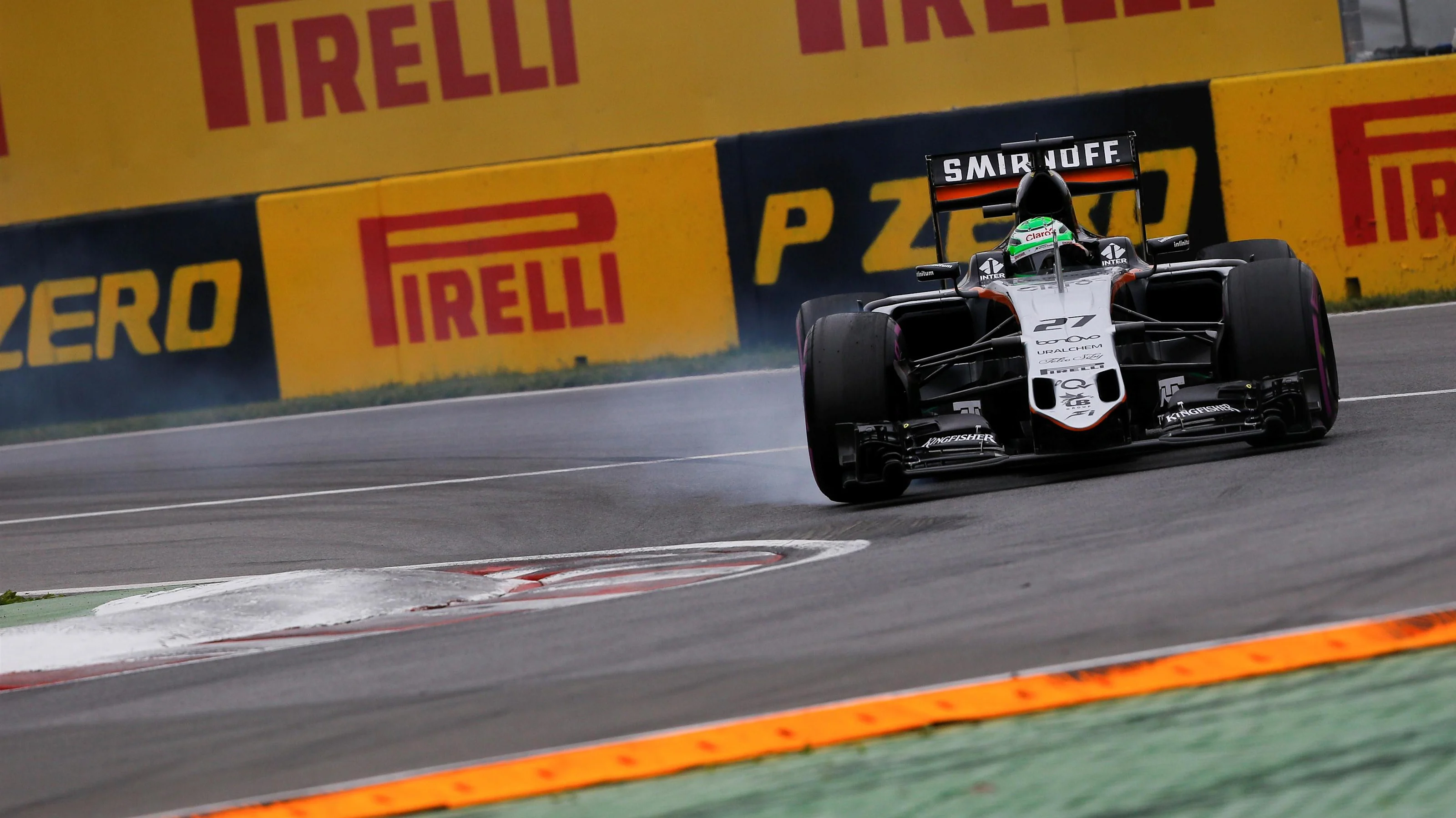 Nico Hulkenberg (GER) Force India VJM09 locks up at Formula One World Championship, Rd7, Canadian