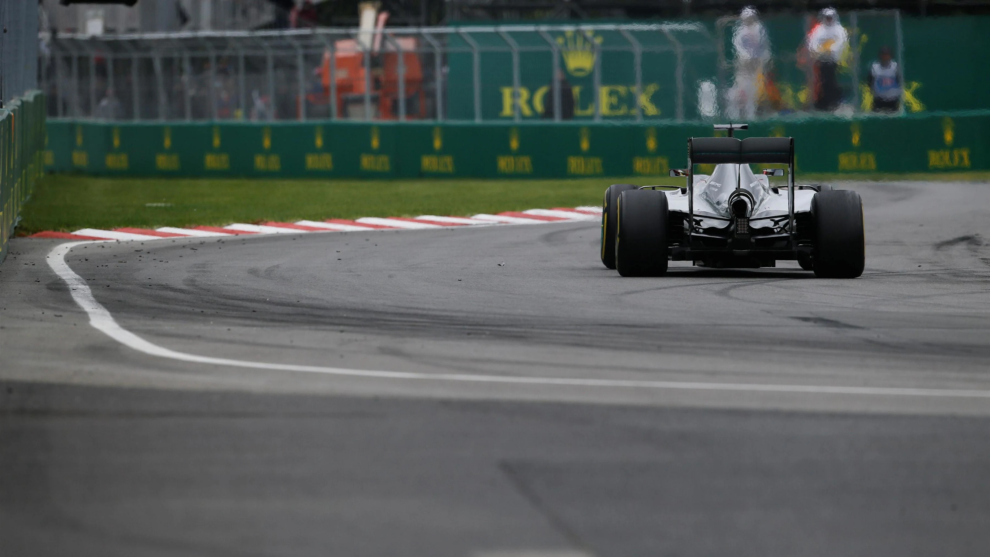 Lewis Hamilton (GBR) Mercedes-Benz F1 W07 Hybrid at Formula One World Championship, Rd7, Canadian
