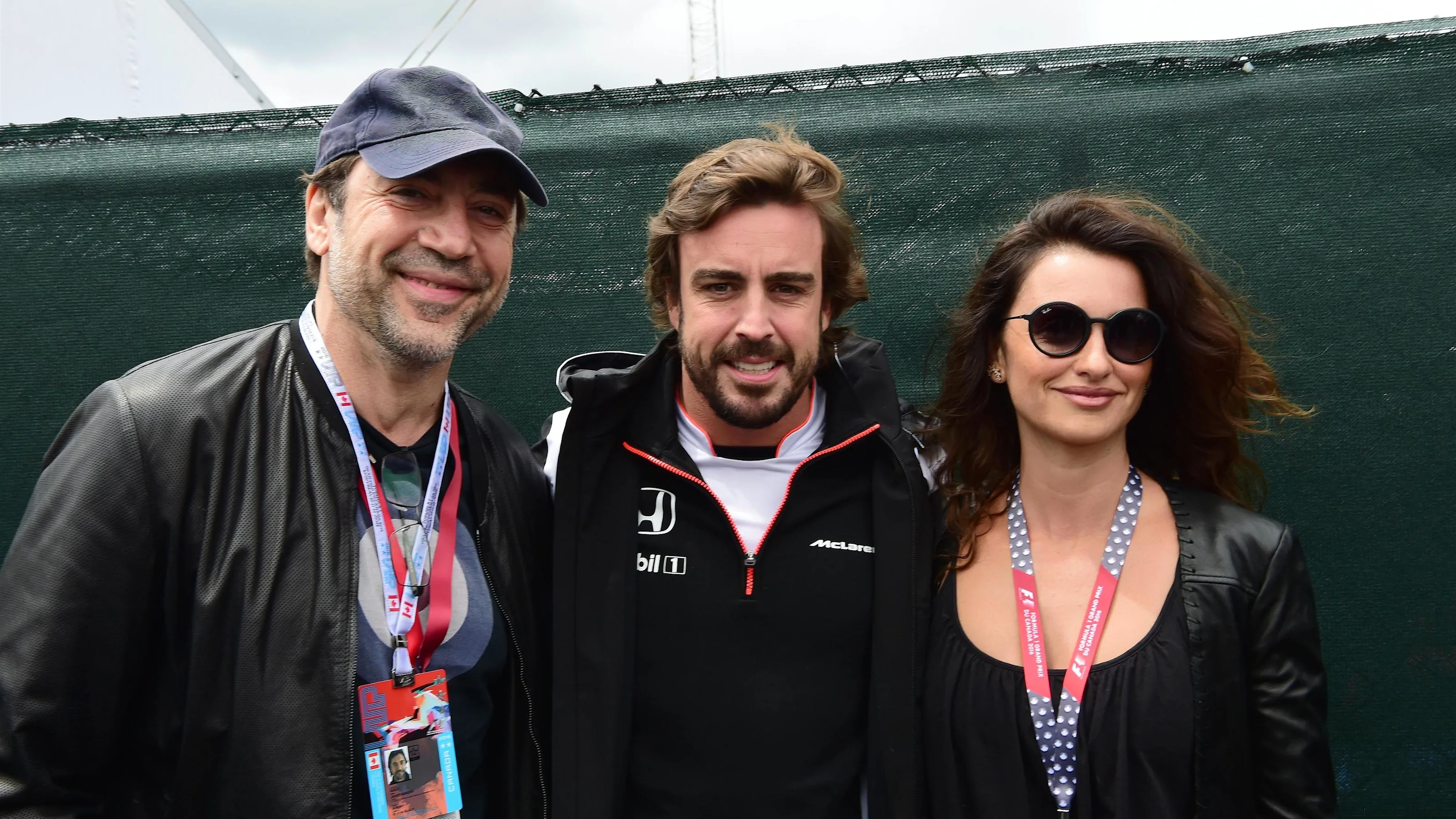 Fernando Alonso (ESP) McLaren with Penelope Cruz (ESP) Actress and Javier Bardem (ESP) Actor at