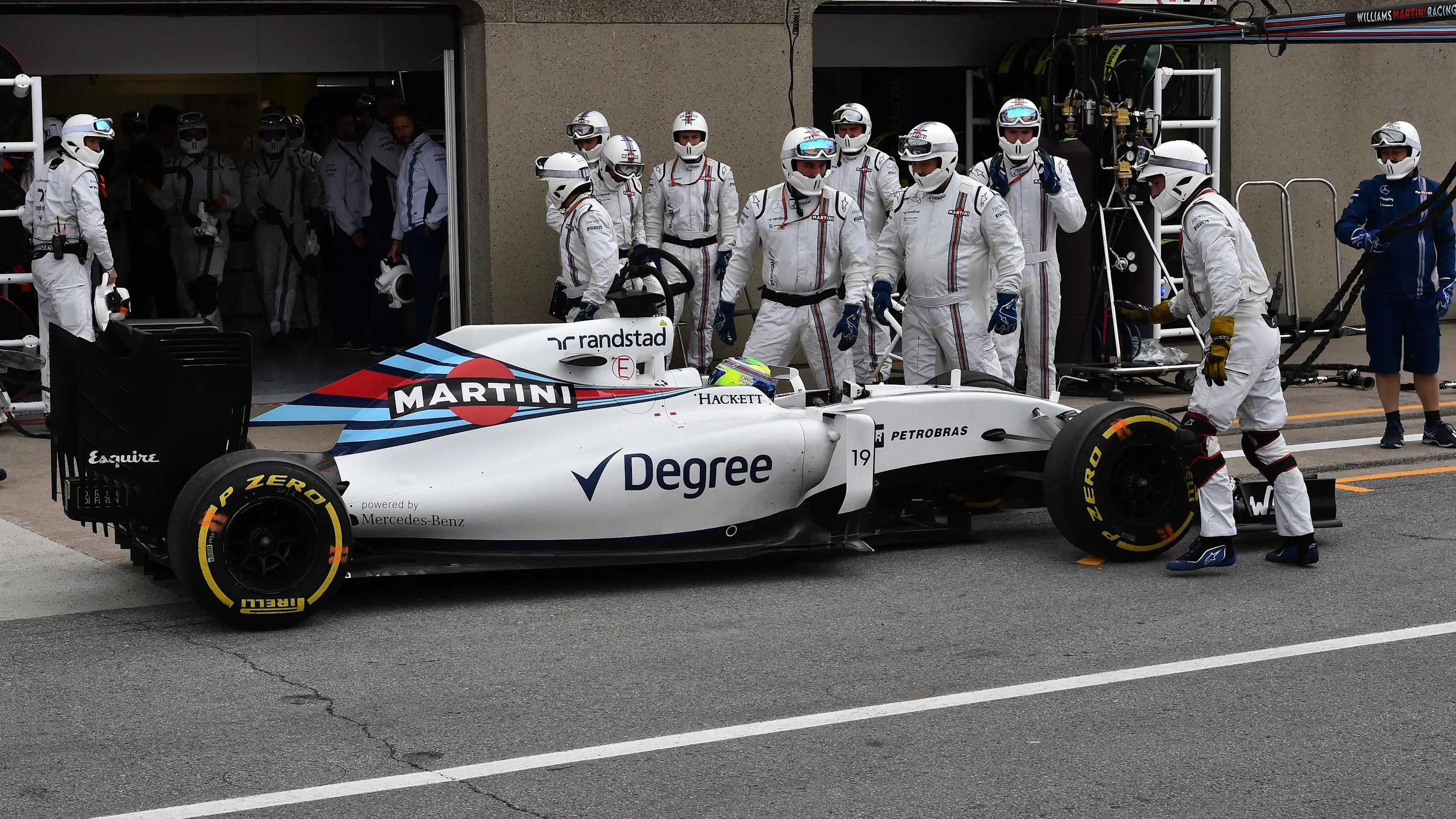 Felipe Massa (BRA) Williams FW38 retires from the race at Formula One World Championship, Rd7,