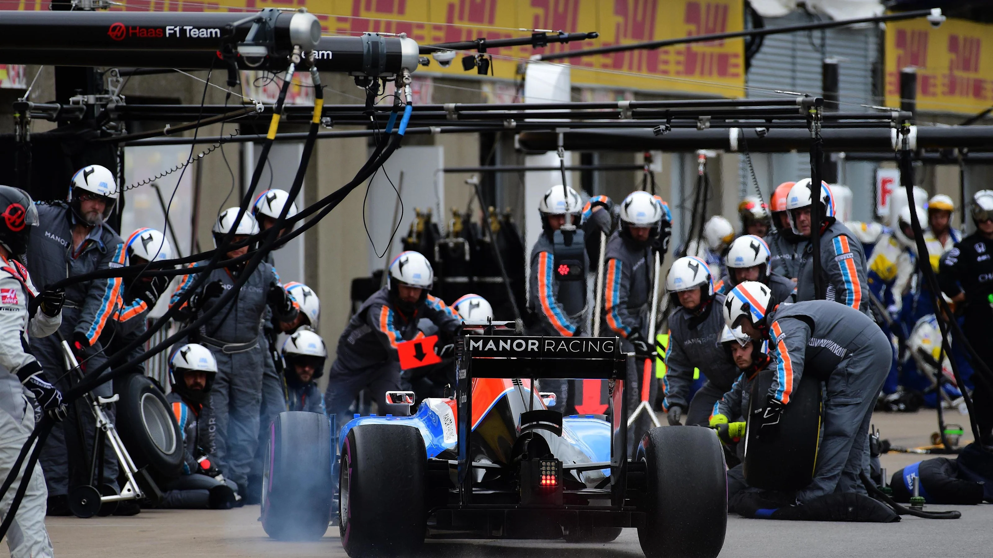 Pascal Wehrlein (GER) Manor Racing MRT05 pit stop at Formula One World Championship, Rd7, Canadian