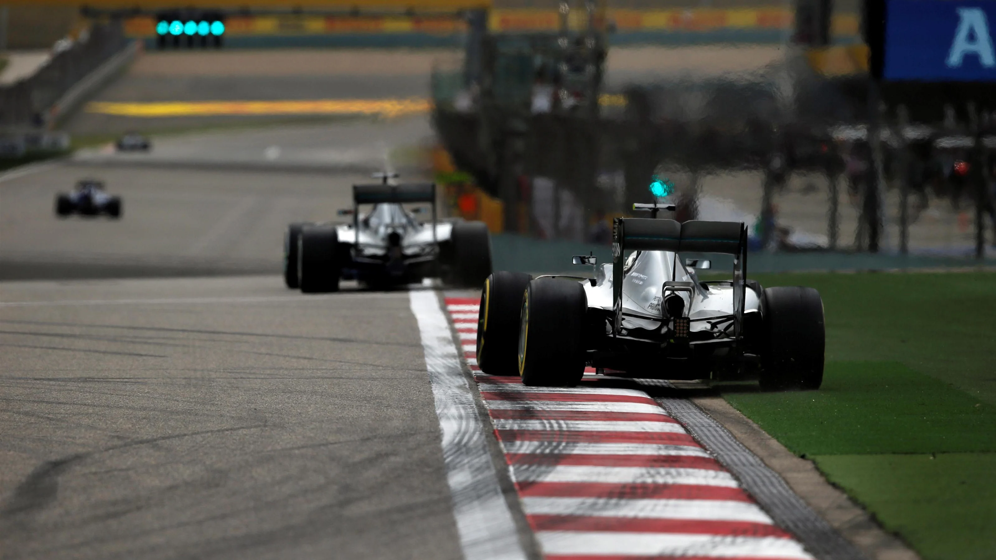 Nico Rosberg (GER) Mercedes-Benz F1 W07 Hybrid runs wide at Formula One World Championship, Rd3,