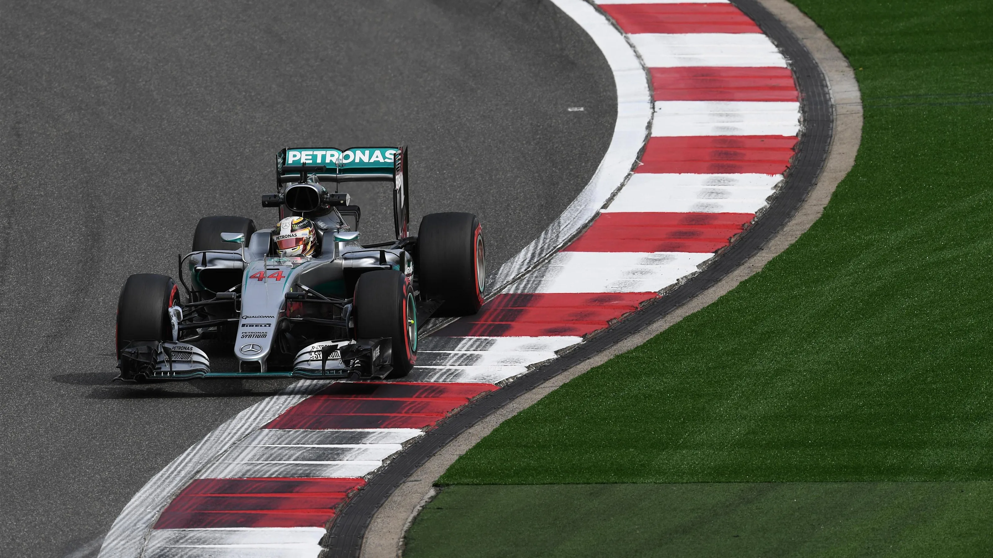 Lewis Hamilton (GBR) Mercedes-Benz F1 W07 Hybrid at Formula One World Championship, Rd3, Chinese