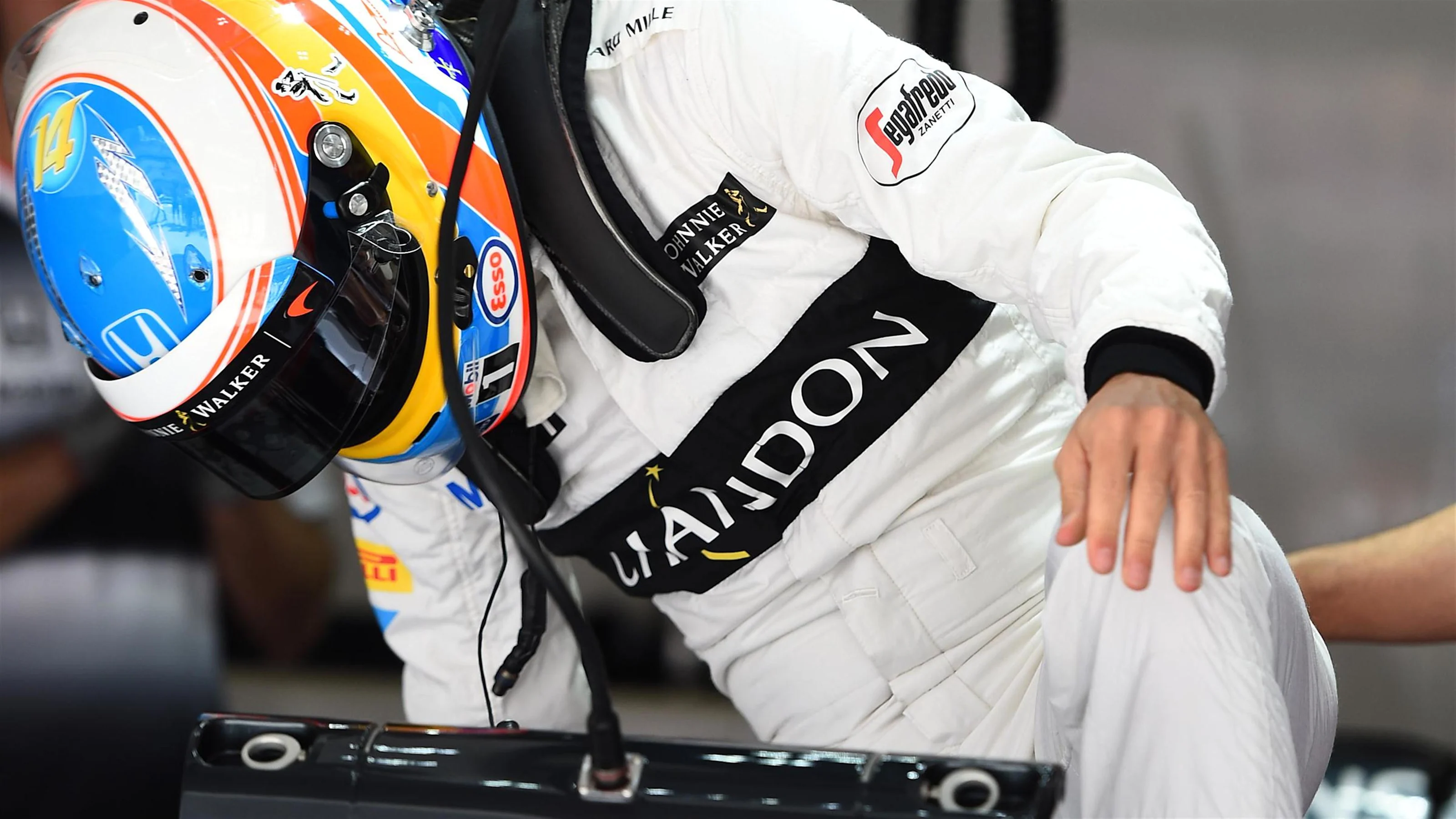 Fernando Alonso (ESP) McLaren at Formula One World Championship, Rd3, Chinese Grand Prix, Practice,