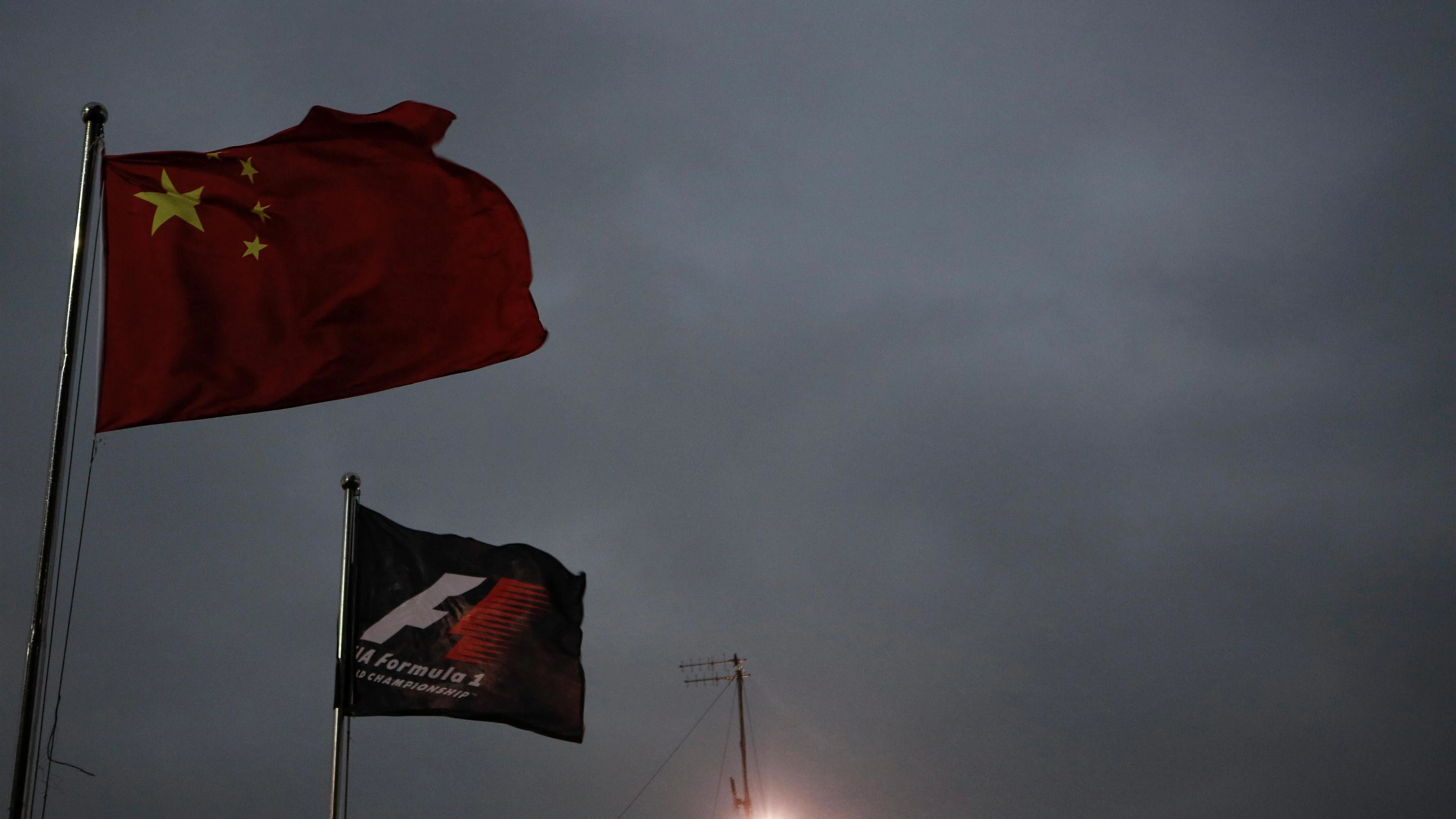 Flags at Formula One World Championship, Rd3, Chinese Grand Prix, Qualifying, Shanghai, China,