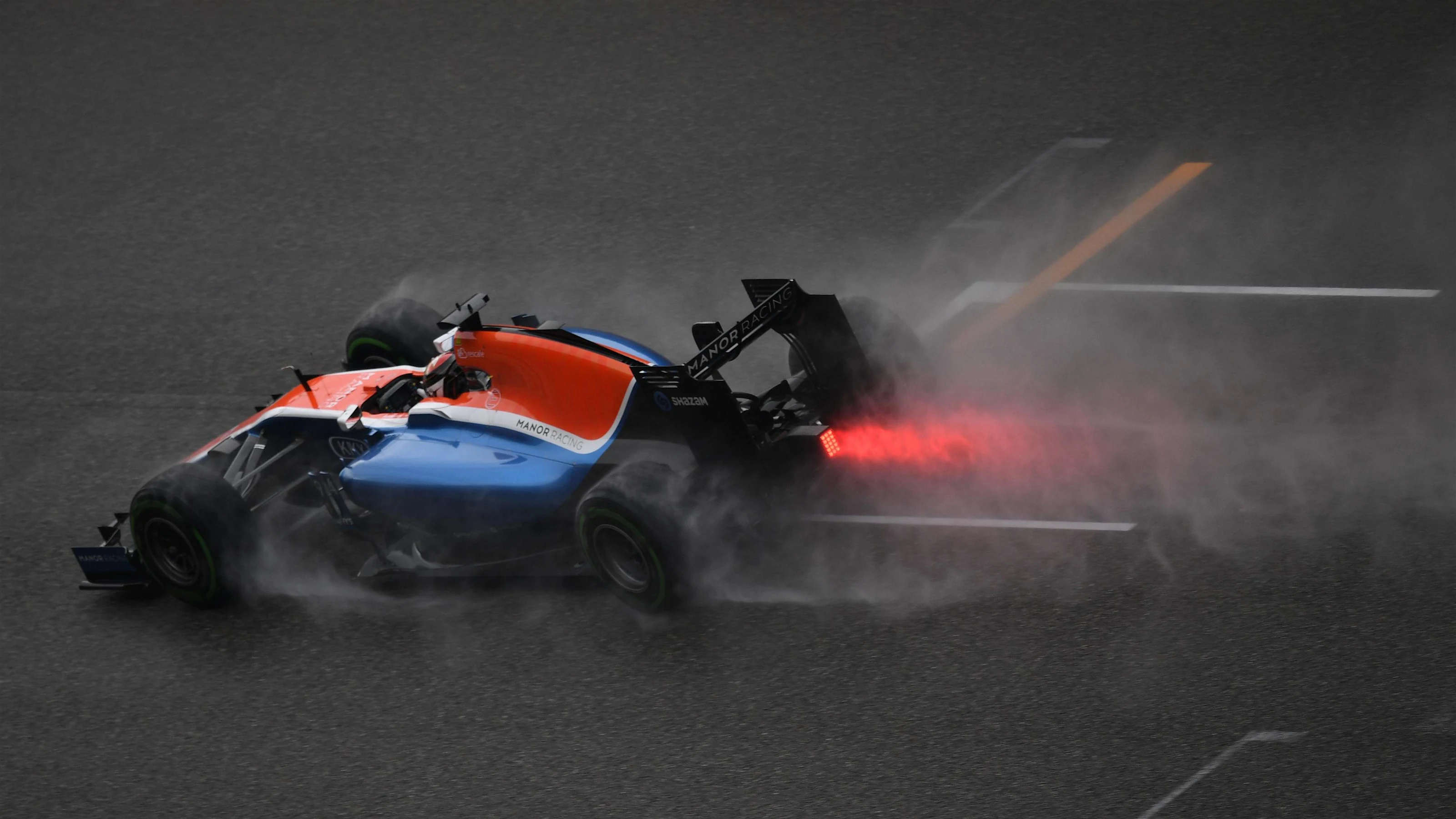 Pascal Wehrlein (GER) Manor Racing MRT05 at Formula One World Championship, Rd3, Chinese Grand