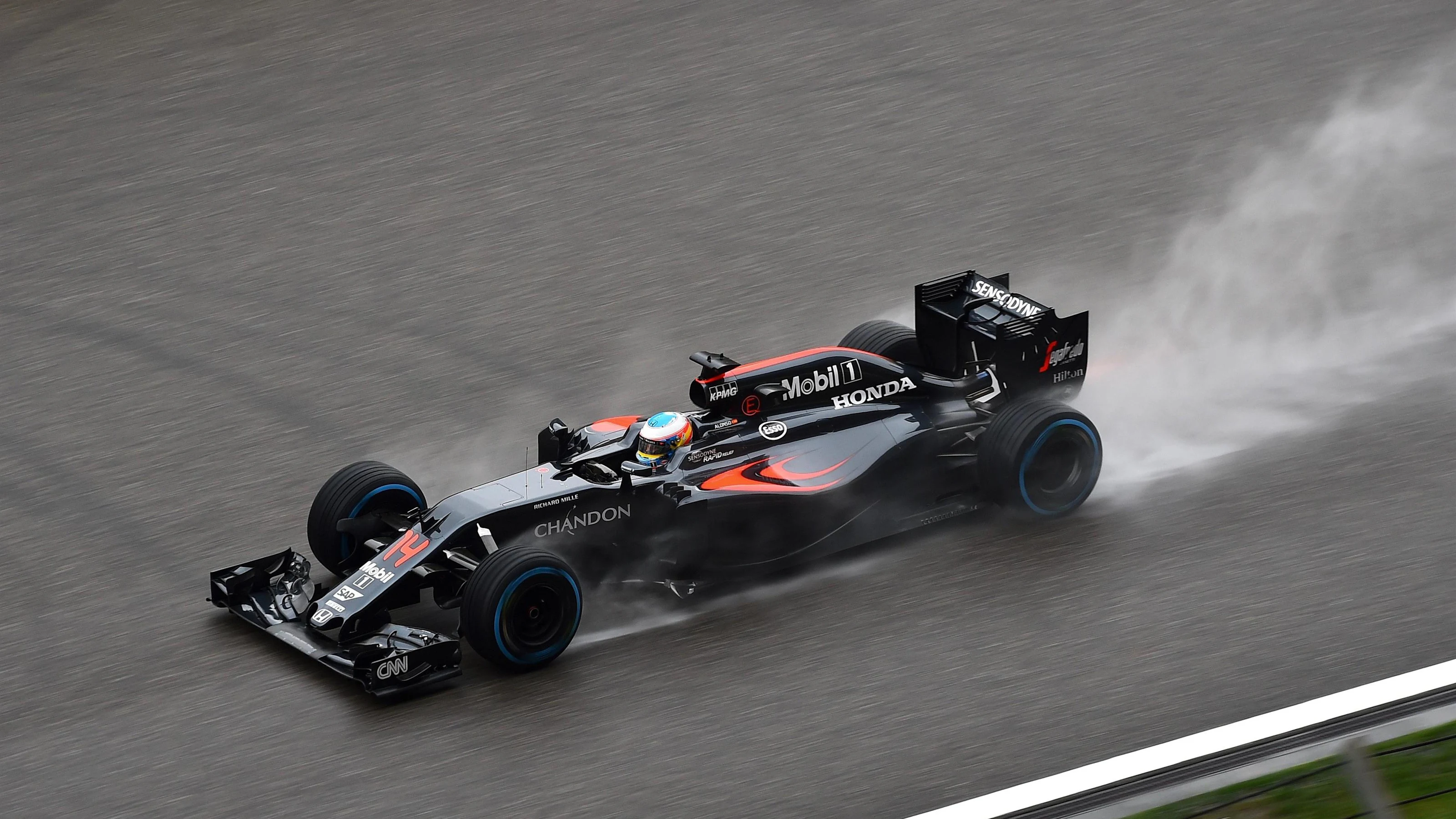 Fernando Alonso (ESP) McLaren MP4-31 at Formula One World Championship, Rd3, Chinese Grand Prix,