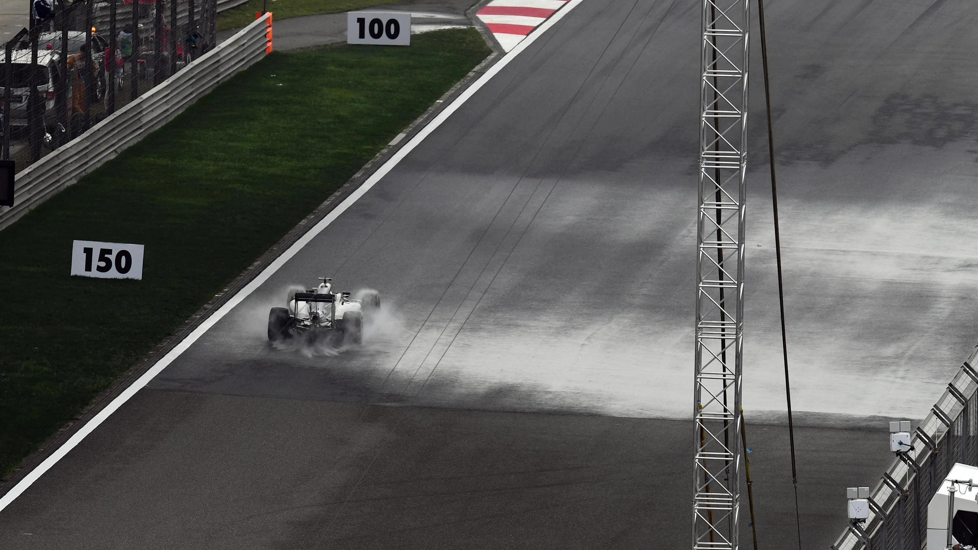 Lewis Hamilton (GBR) Mercedes-Benz F1 W07 Hybrid at Formula One World Championship, Rd3, Chinese