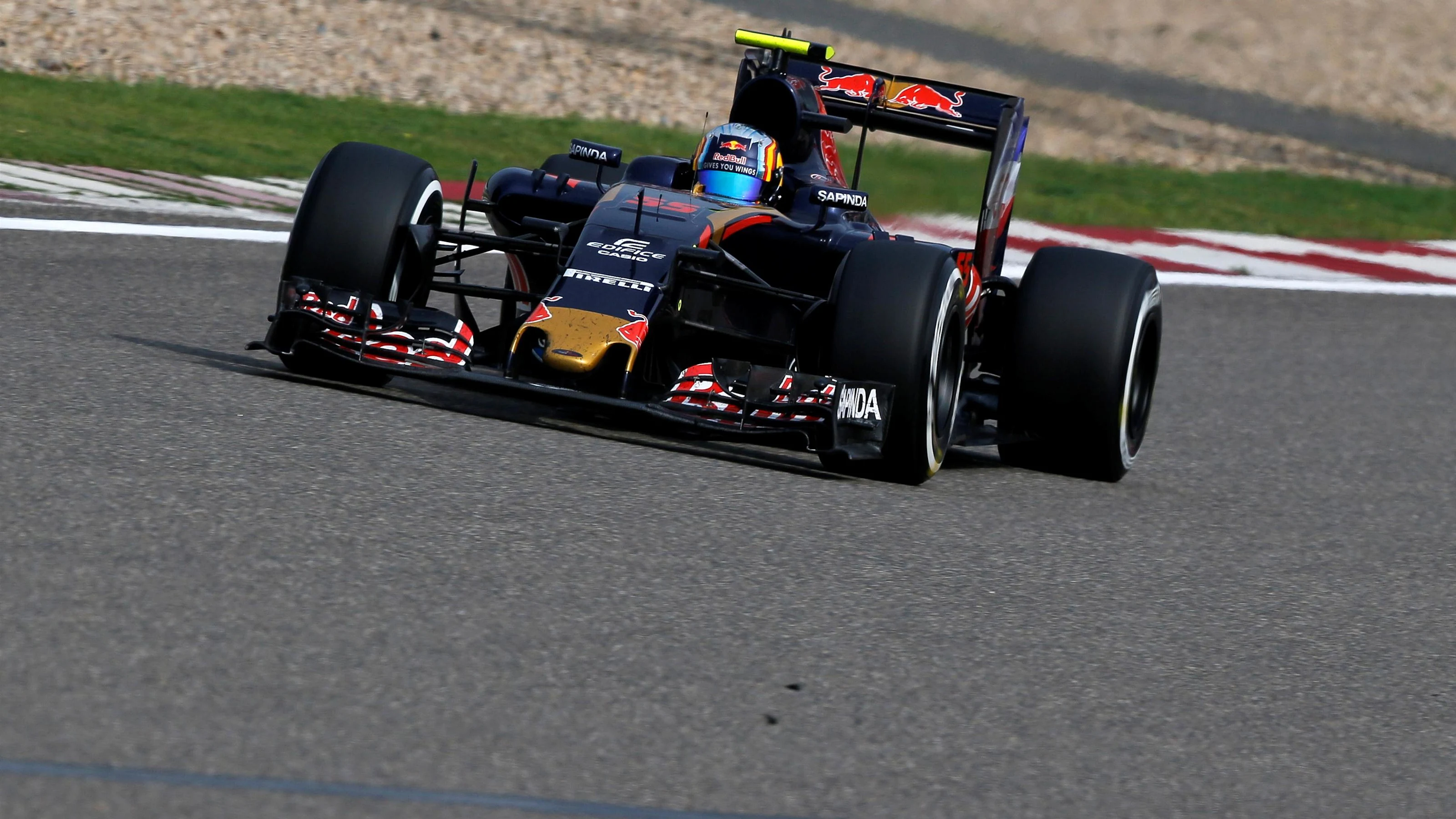 Carlos Sainz jr (ESP) Scuderia Toro Rosso STR11 at Formula One World Championship, Rd3, Chinese