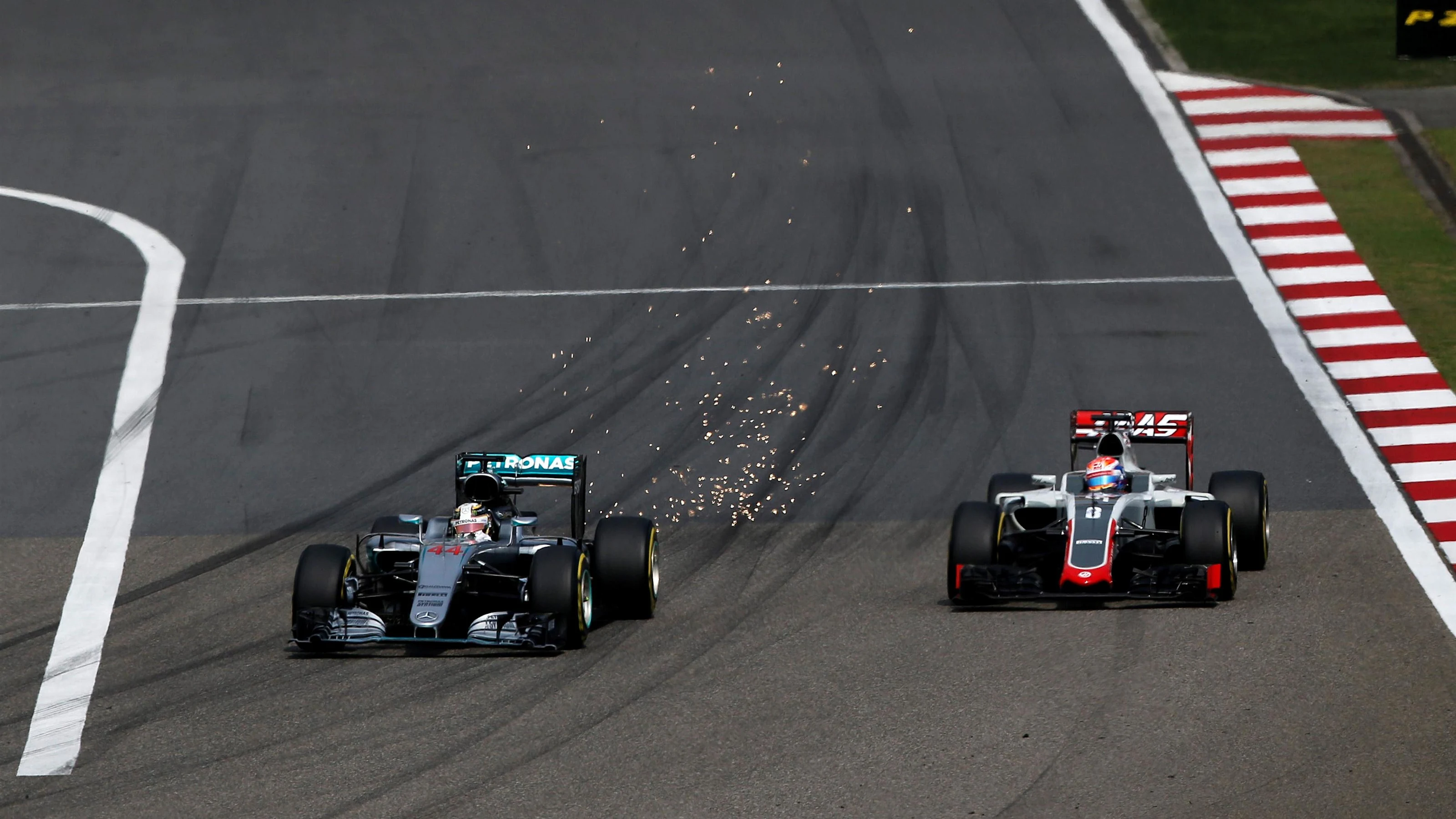 Lewis Hamilton (GBR) Mercedes-Benz F1 W07 Hybrid at Formula One World Championship, Rd3, Chinese
