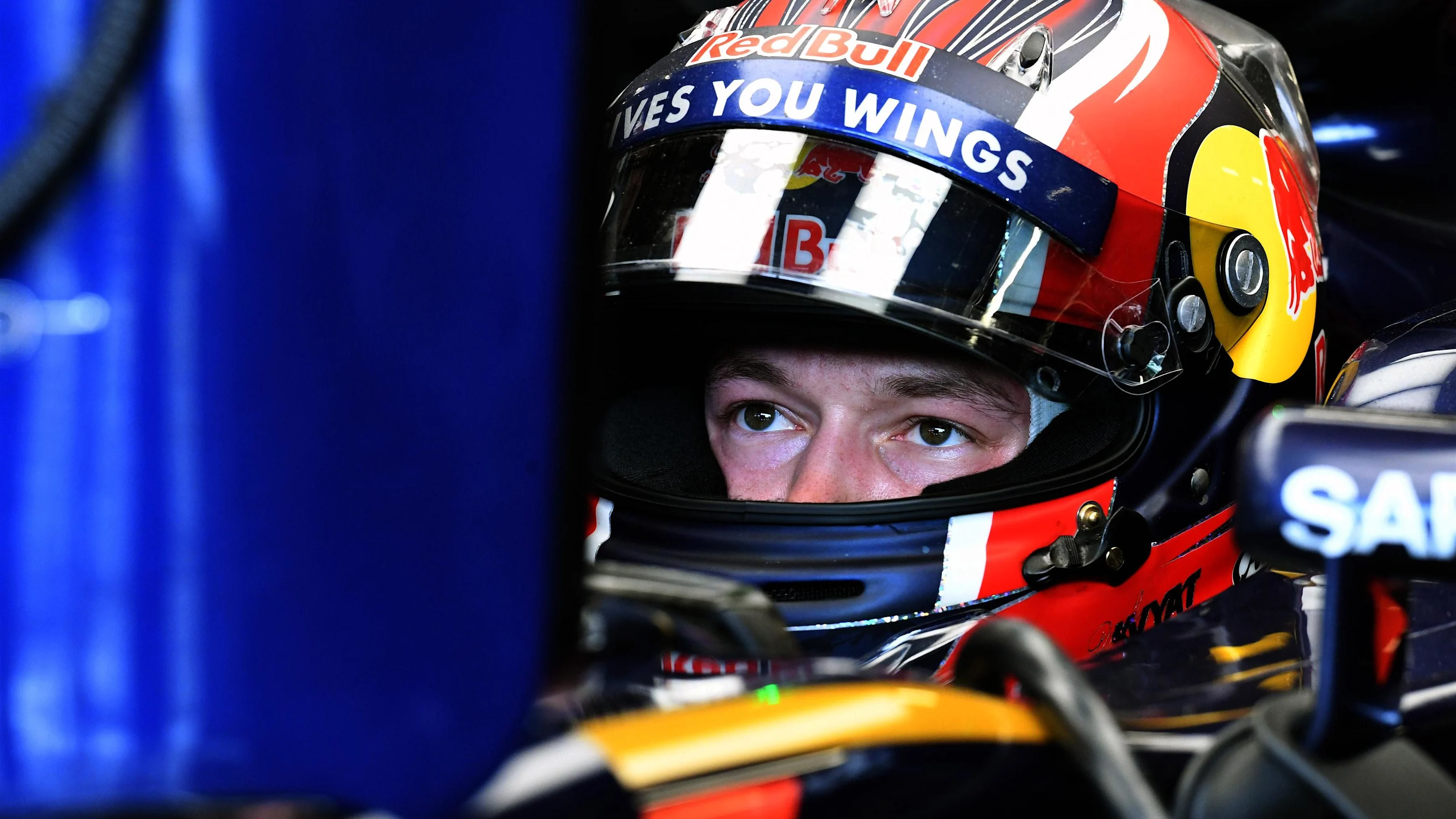 Daniil Kvyat (RUS) Scuderia Toro Rosso STR11 at Formula One World Championship, Rd8, European Grand
