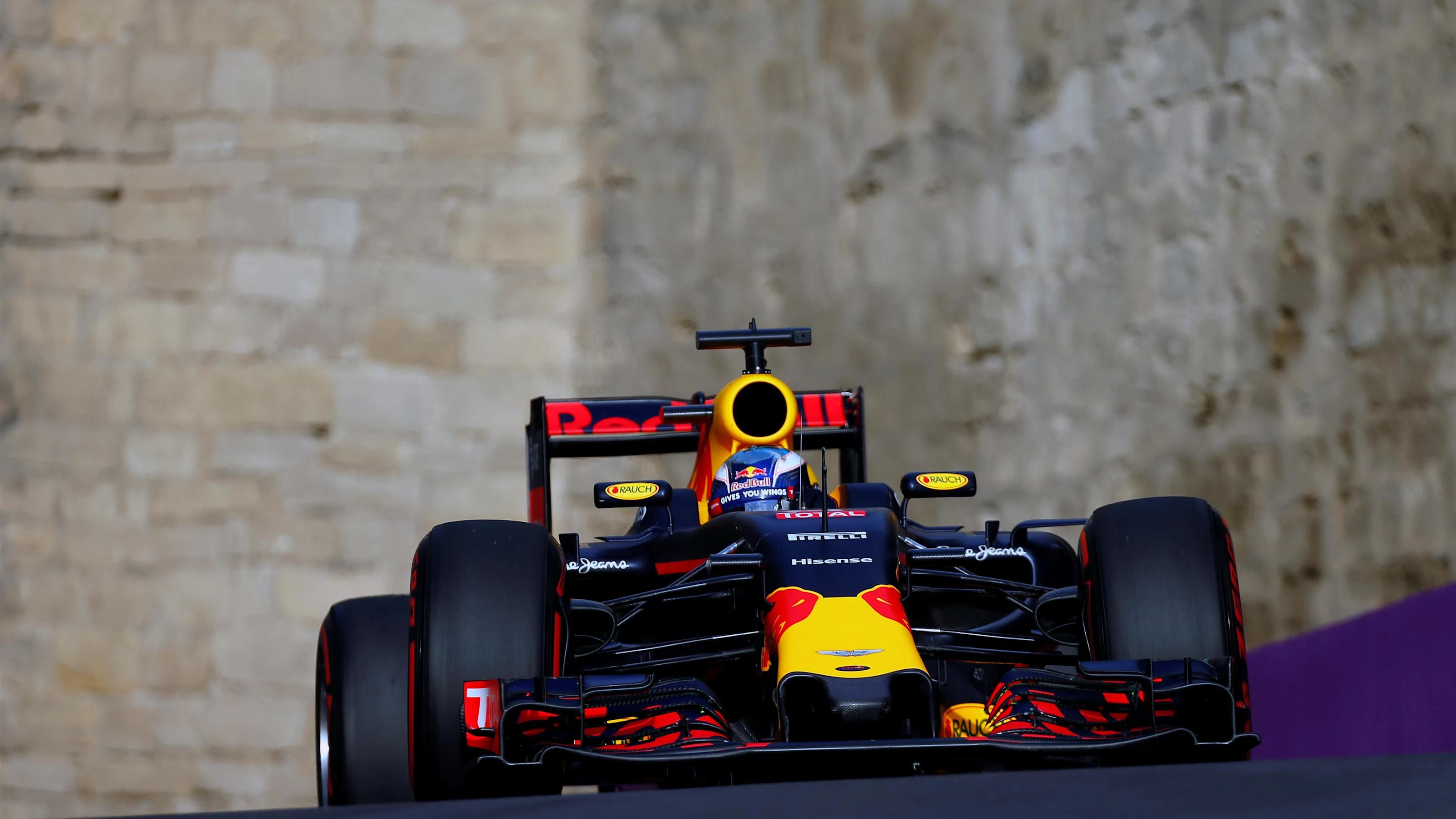 Daniel Ricciardo (AUS) Red Bull Racing RB12 at Formula One World Championship, Rd8, European Grand