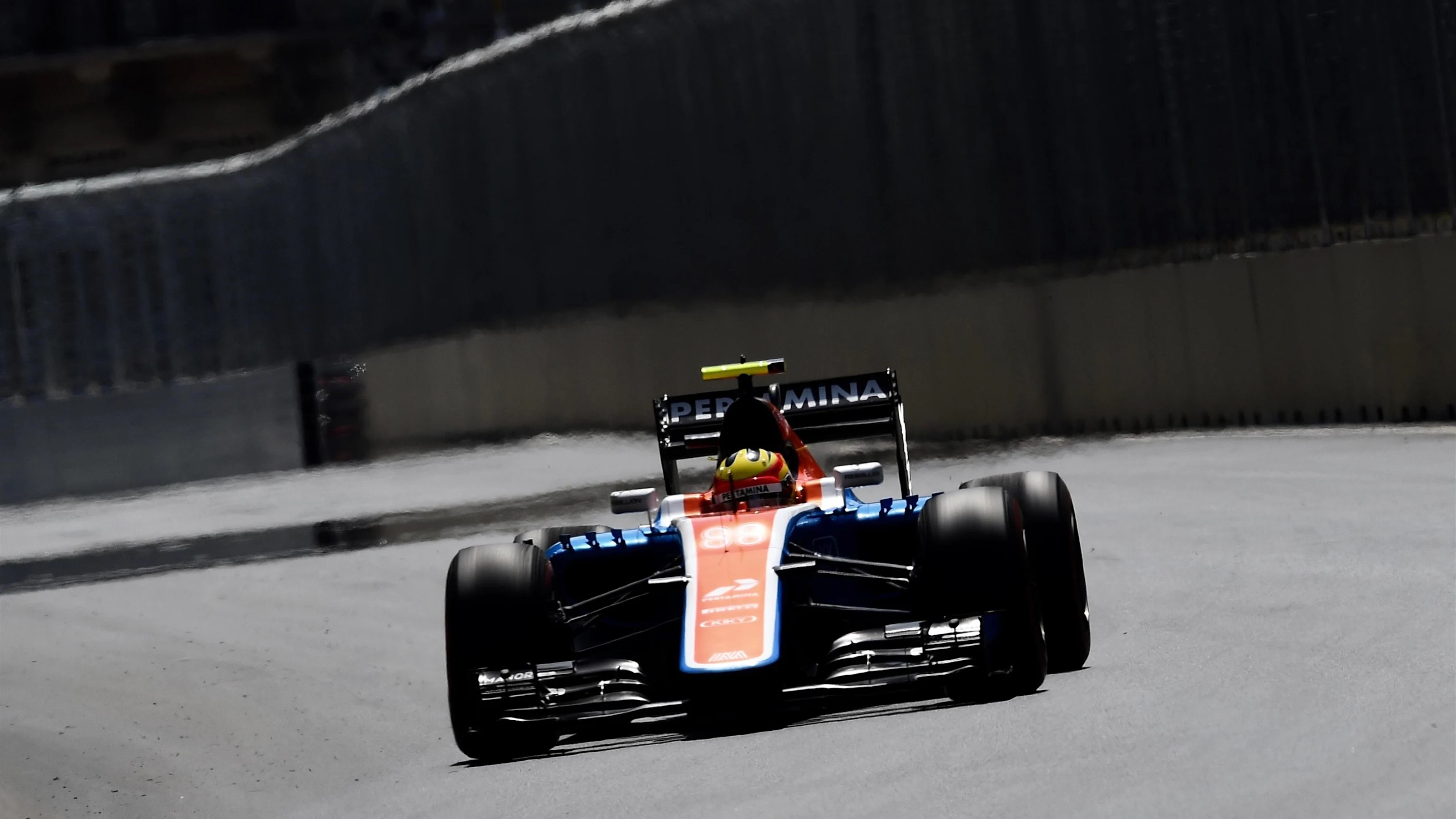 Rio Haryanto (IDN) Manor Racing MRT05 at Formula One World Championship, Rd8, European Grand Prix,