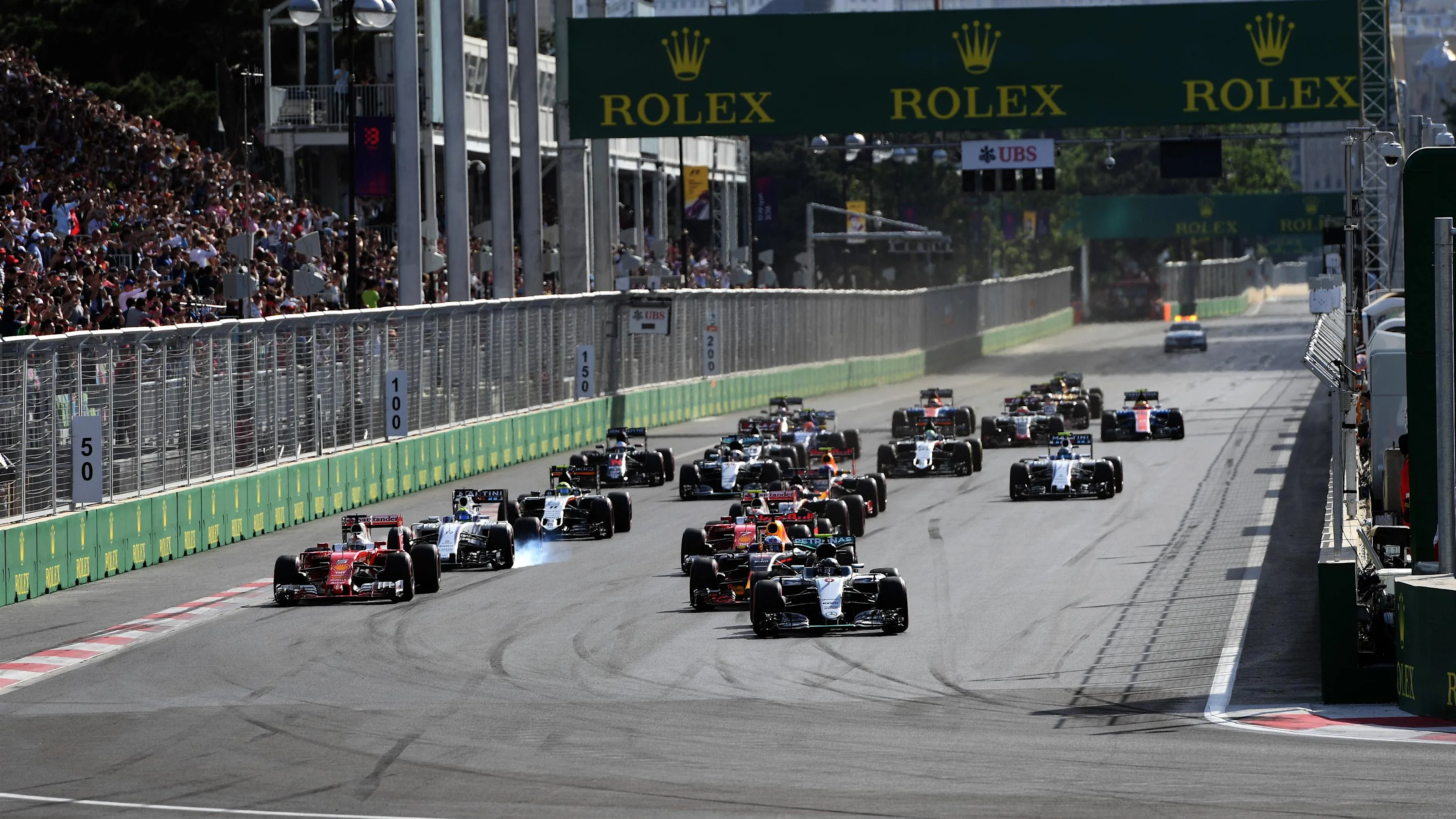 Nico Rosberg (GER) Mercedes-Benz F1 W07 Hybrid leads the race at Formula One World Championship,